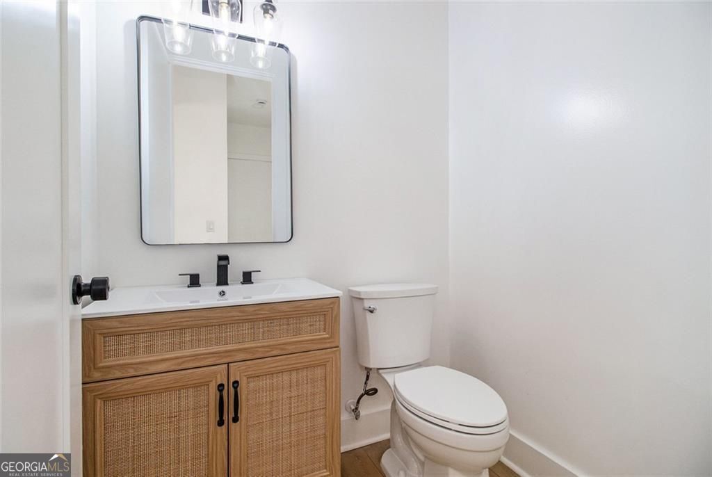 Dawsonville, Georgia, 30534, United States, 5 Bedrooms Bedrooms, ,7 BathroomsBathrooms,Residential,For Sale,1952234