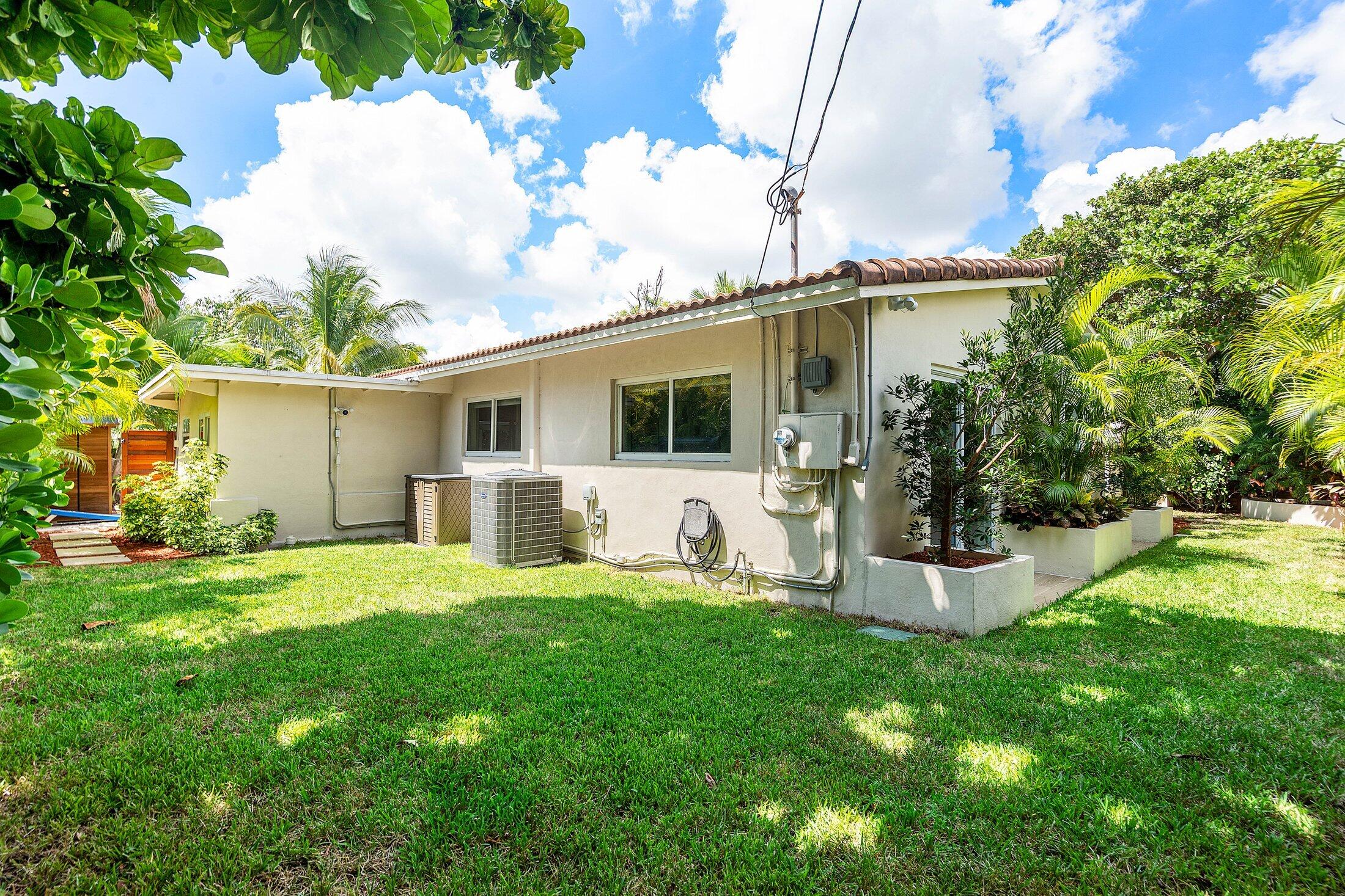 Fort Lauderdale, Florida, 33306, United States, 3 Bedrooms Bedrooms, ,2 BathroomsBathrooms,Residential,For Sale,1938859