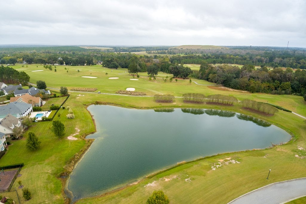 Valdosta, Georgia, 31601, United States, 4 Bedrooms Bedrooms, ,5 BathroomsBathrooms,Residential,For Sale,1991156