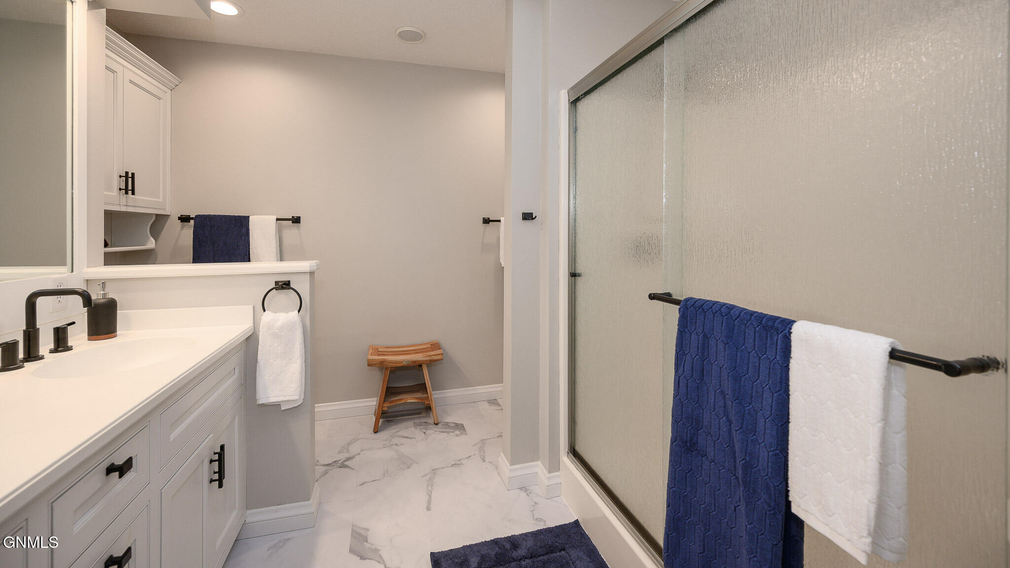 Mandan, North Dakota, 58554, United States, 5 Bedrooms Bedrooms, ,4 BathroomsBathrooms,Residential,For Sale,2005238