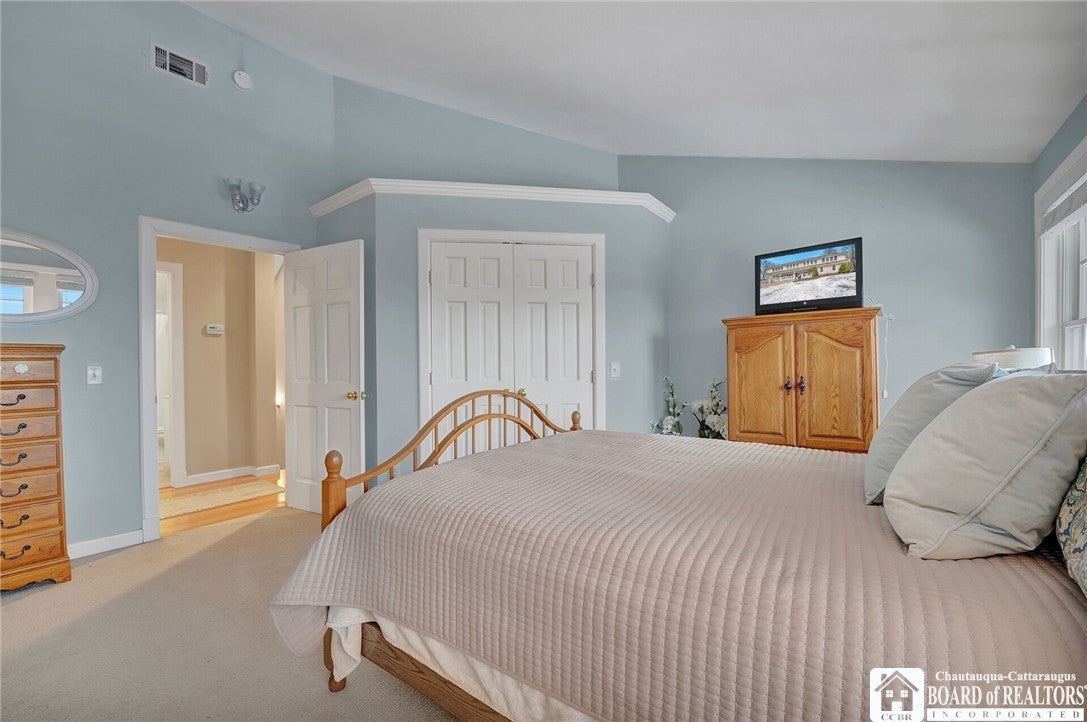Bemus Point, New York, 14712, United States, 4 Bedrooms Bedrooms, ,5 BathroomsBathrooms,Residential,For Sale,2035252