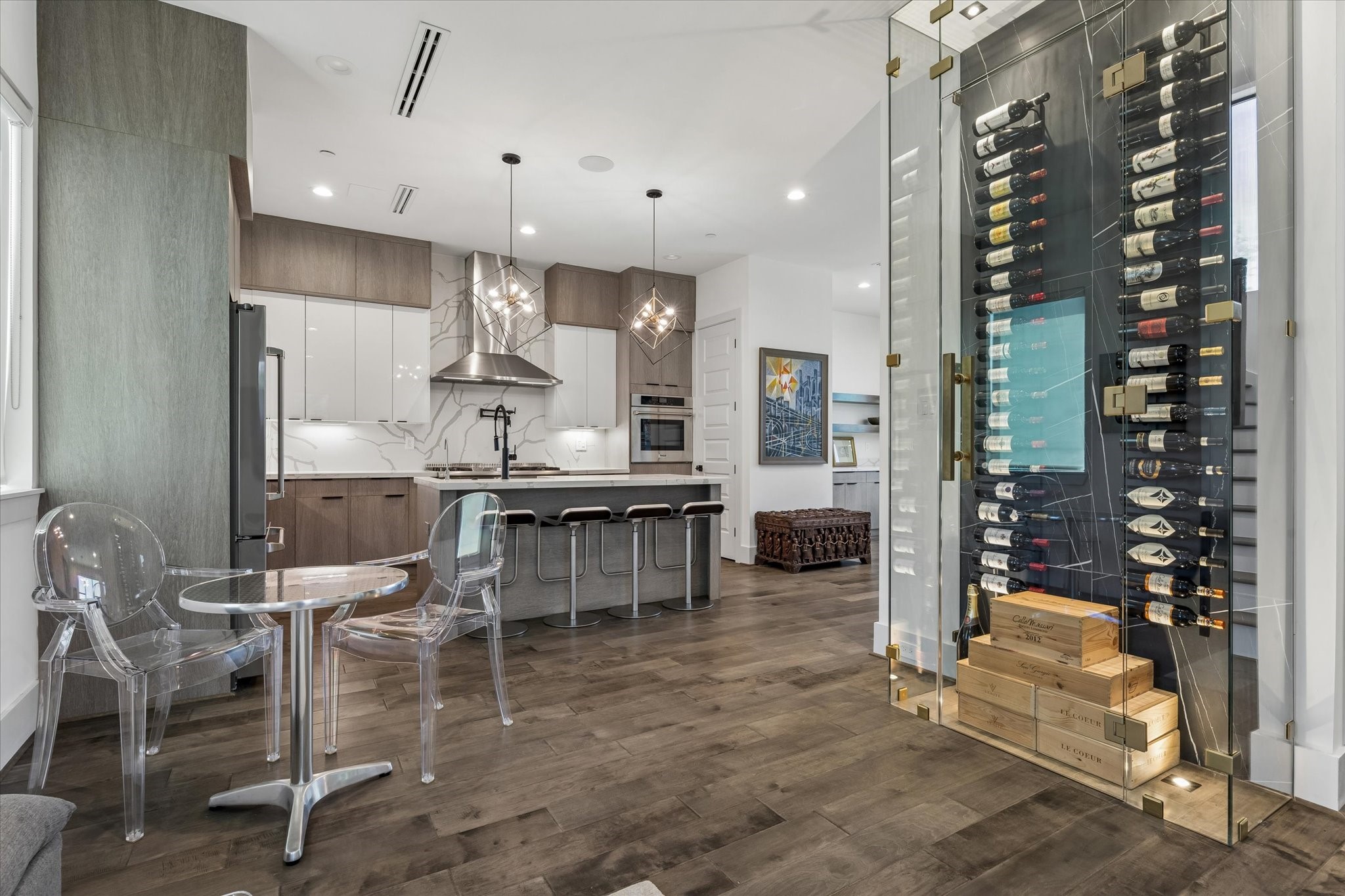  2435 Sheridan Street - 物件實景