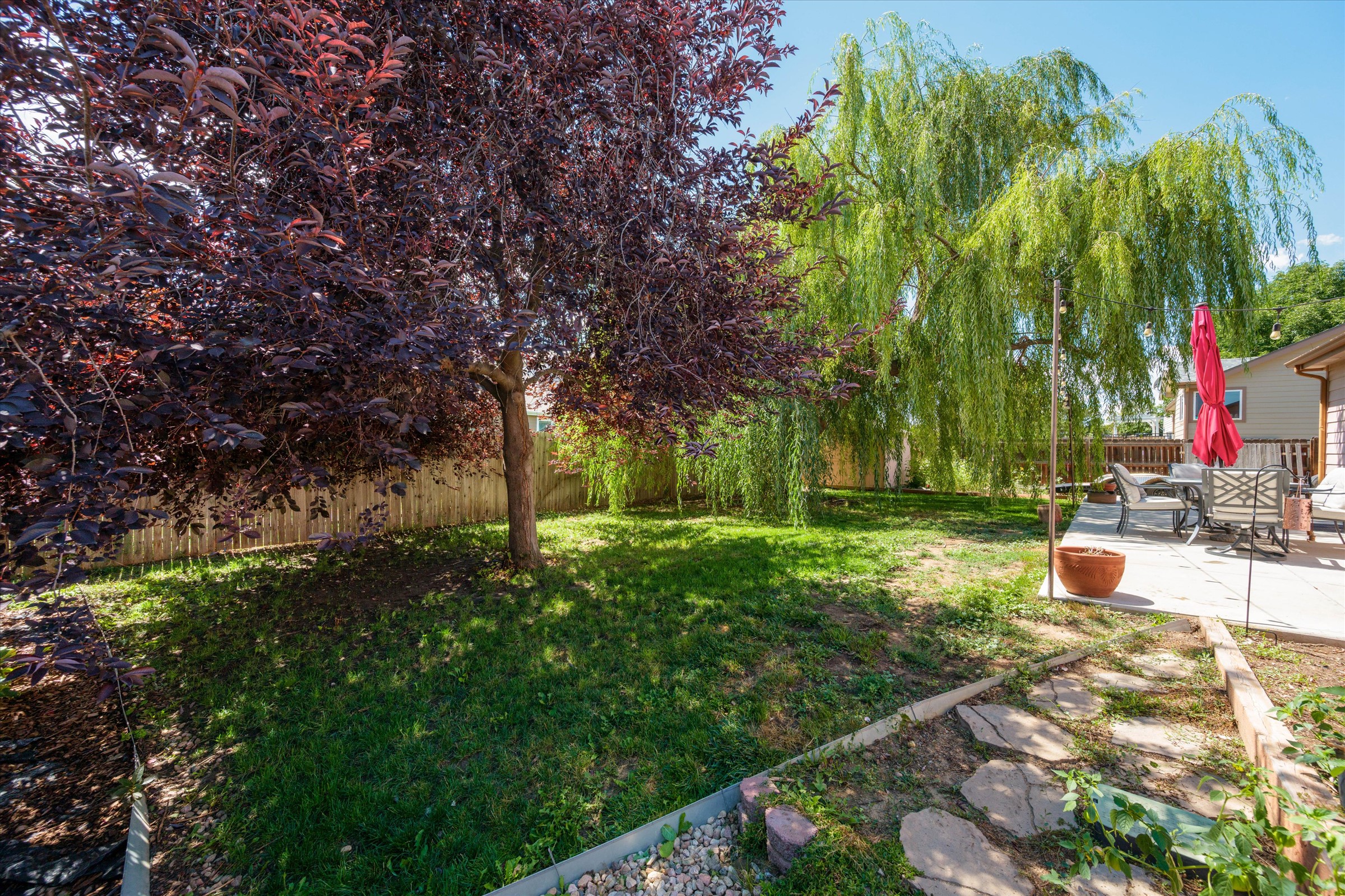 Main-Level Living Meets Unbeatable Storage and Outdoor Space - 物件實景