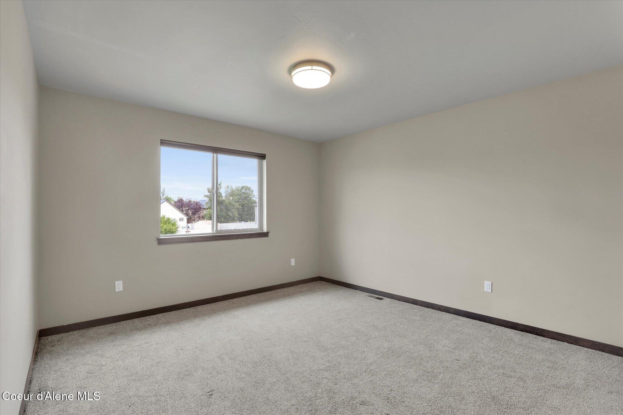 Post Falls, Idaho, 83854, United States, 4 Bedrooms Bedrooms, ,3 BathroomsBathrooms,Residential,For Sale,1935472