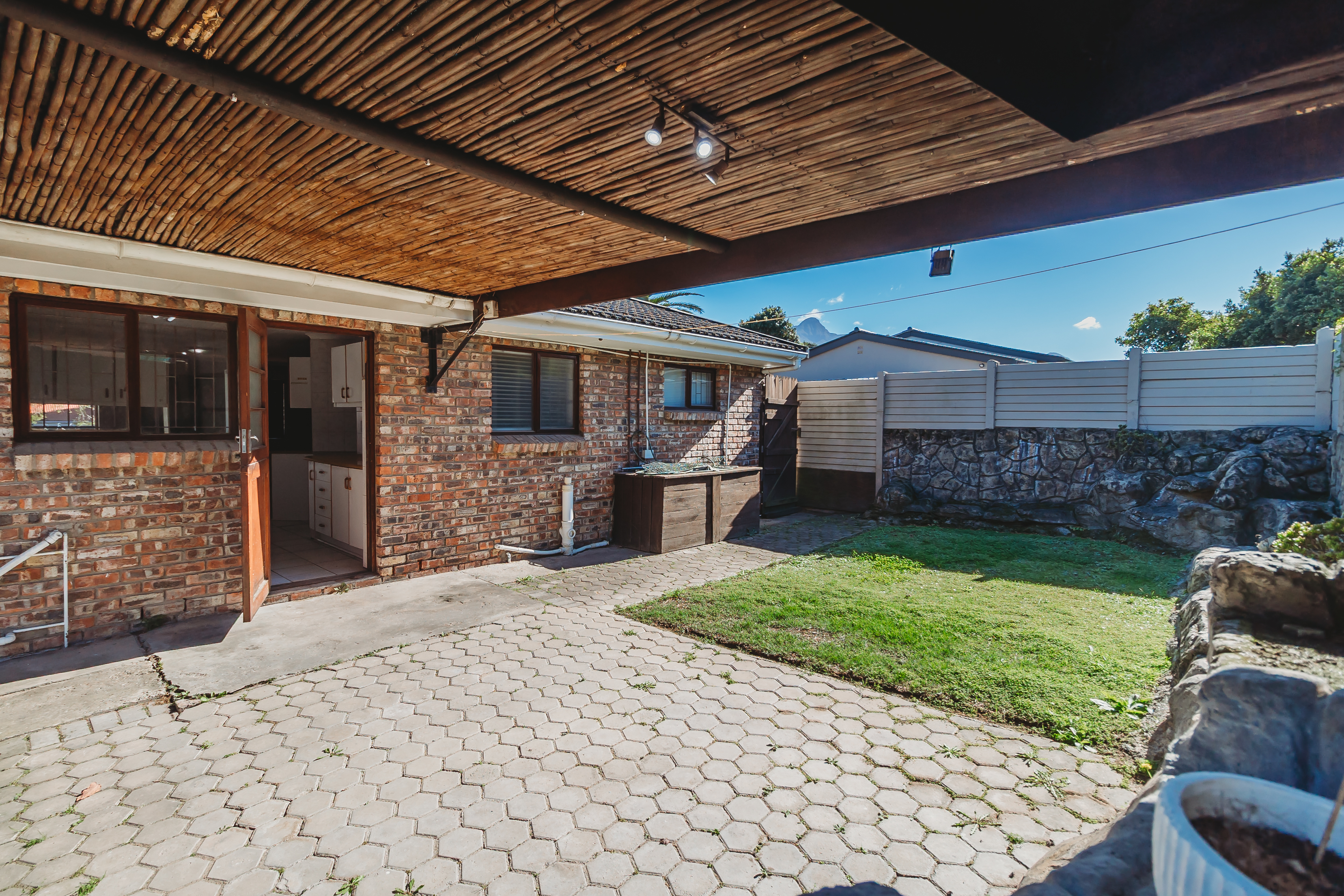  George South - 物件實景