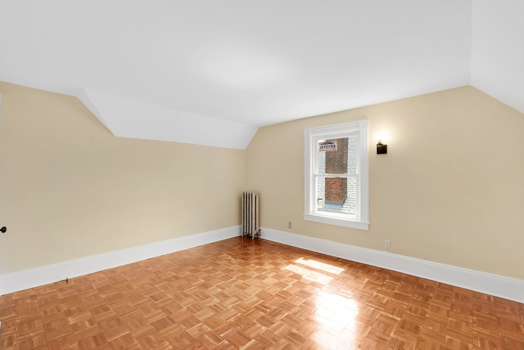 Springfield, Massachusetts, 01108, United States, 7 Bedrooms Bedrooms, ,2 BathroomsBathrooms,Residential,For Sale,2040283