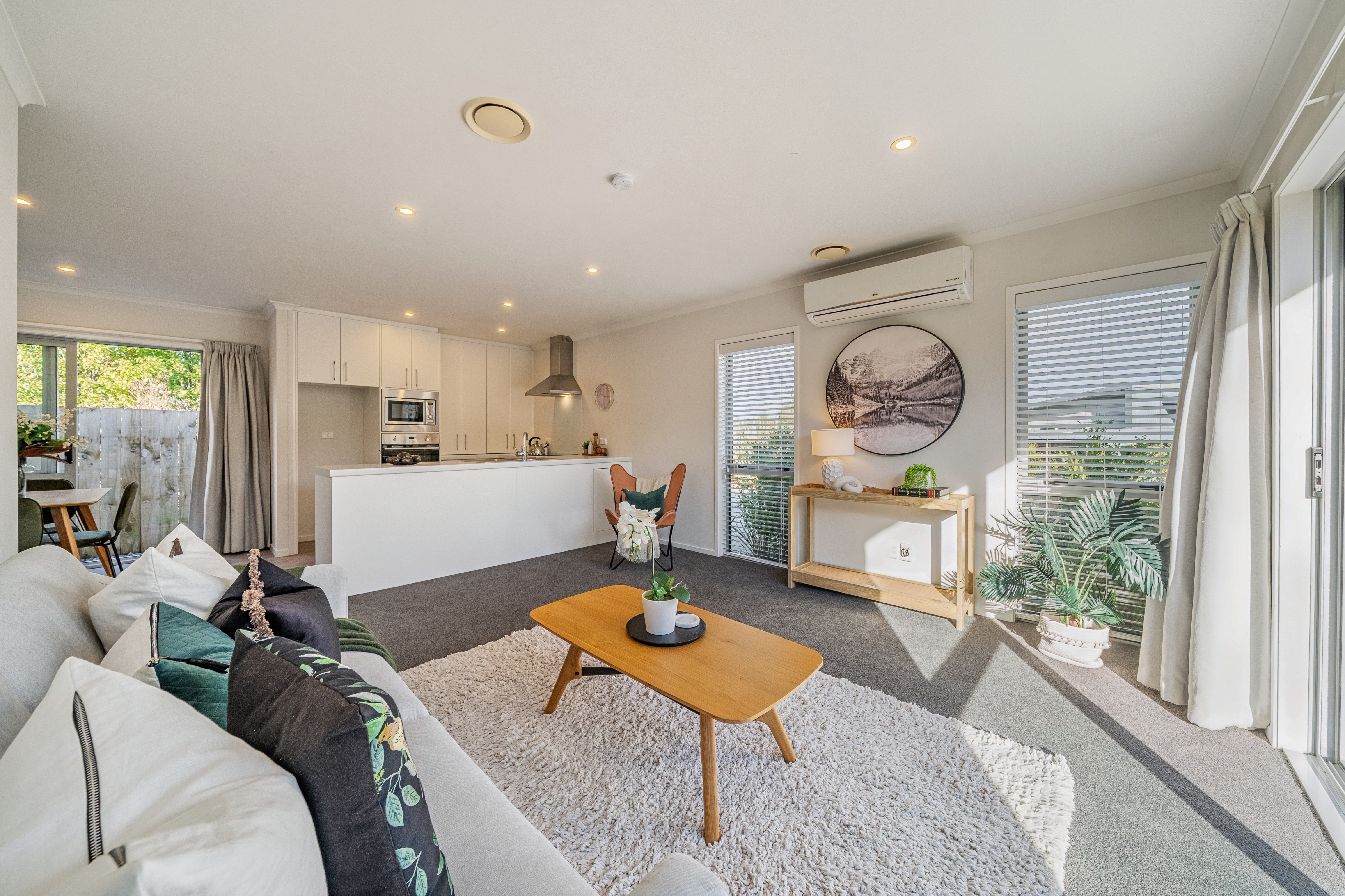  92 Sunstone Crescent, Timberlea, Upper Hutt - 物件實景