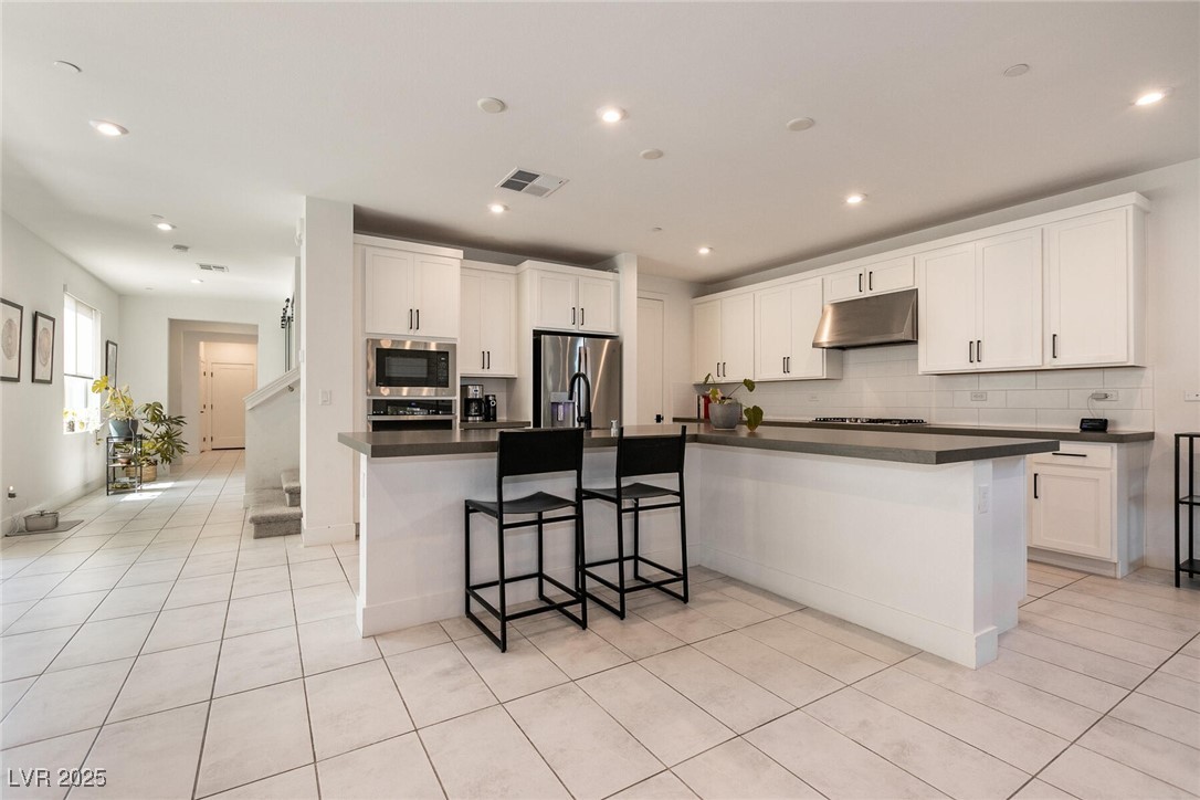 Henderson, Nevada, 89044, United States, 3 Bedrooms Bedrooms, ,4 BathroomsBathrooms,Residential,For Sale,1951006