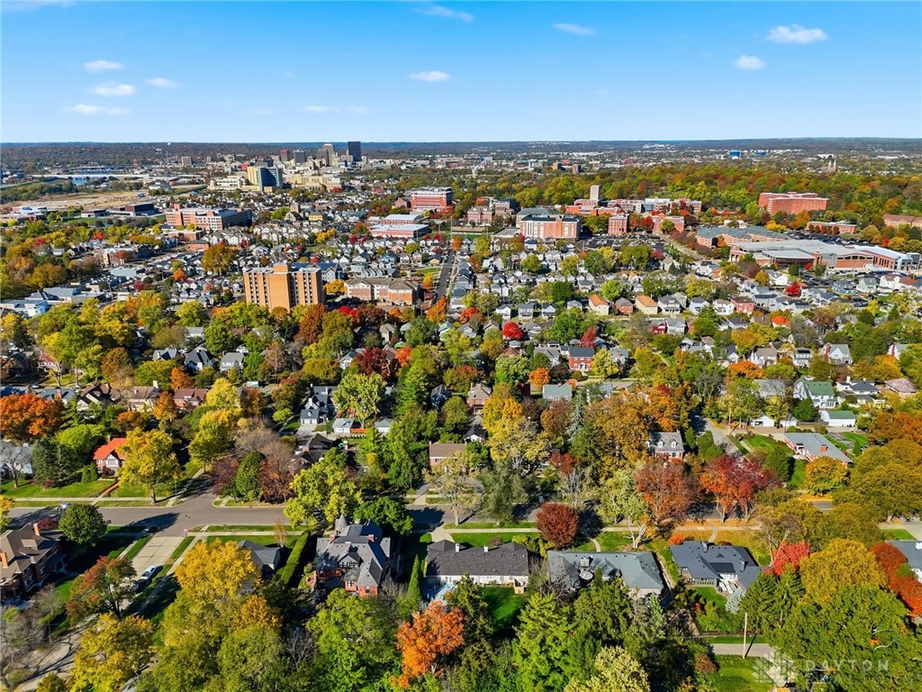 Oakwood, Ohio, 45409, United States, 4 Bedrooms Bedrooms, ,3 BathroomsBathrooms,Residential,For Sale,1987886