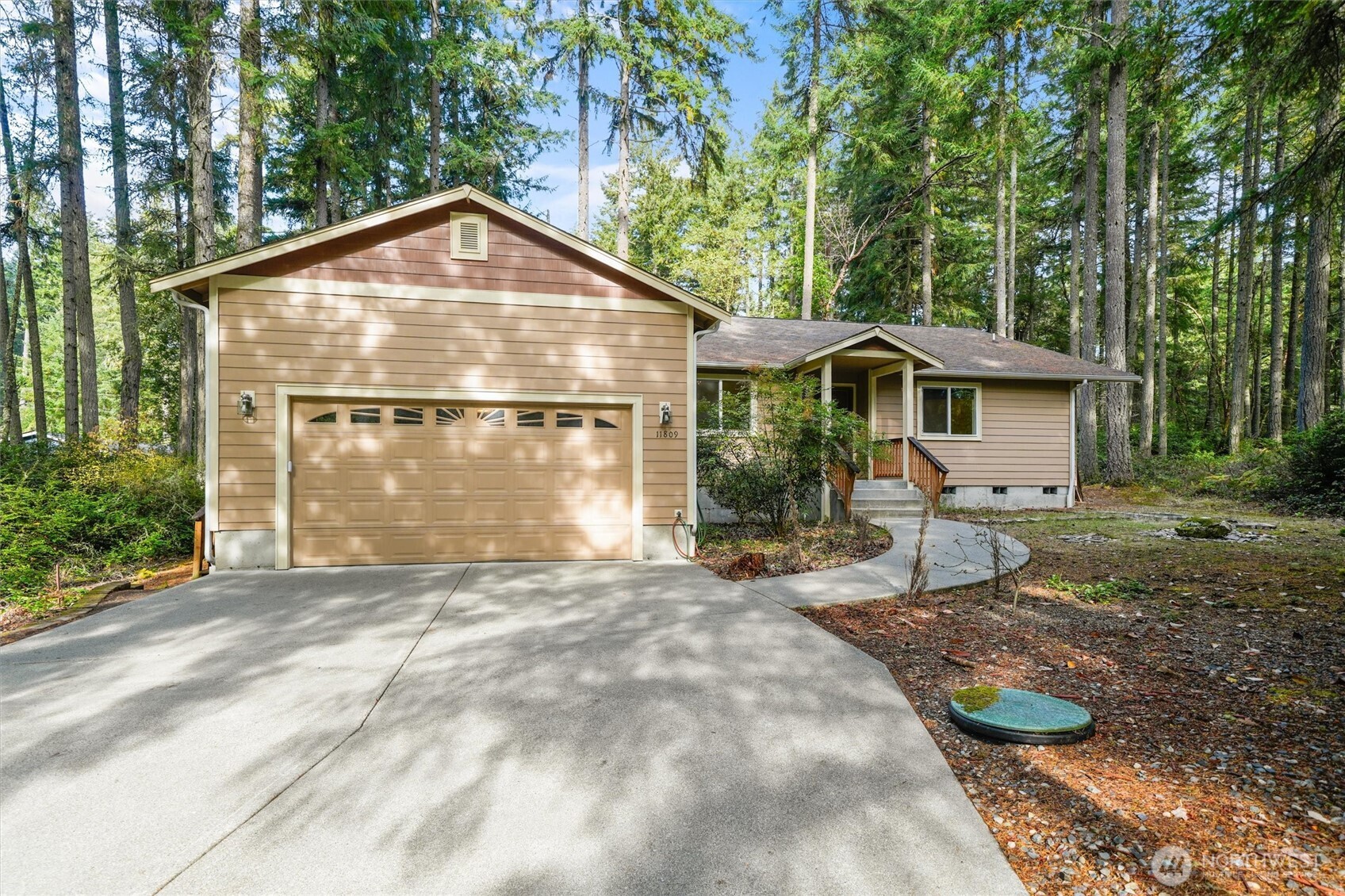 Anderson Island, Washington, 98303, United States, 3 Bedrooms Bedrooms, ,2 BathroomsBathrooms,Residential,For Sale,1998316