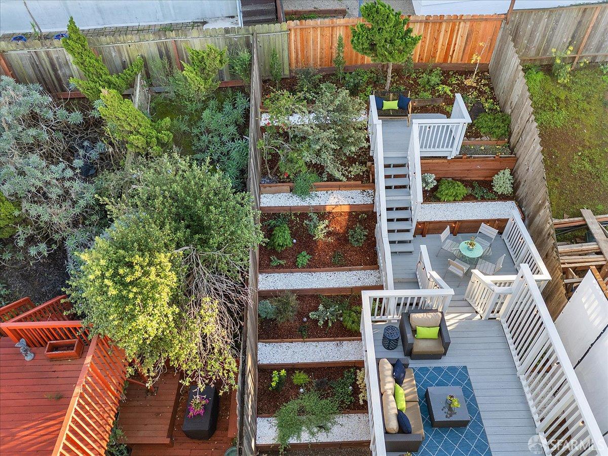 San Francisco, California, 94124, United States, 3 Bedrooms Bedrooms, ,2 BathroomsBathrooms,Residential,For Sale,2001801