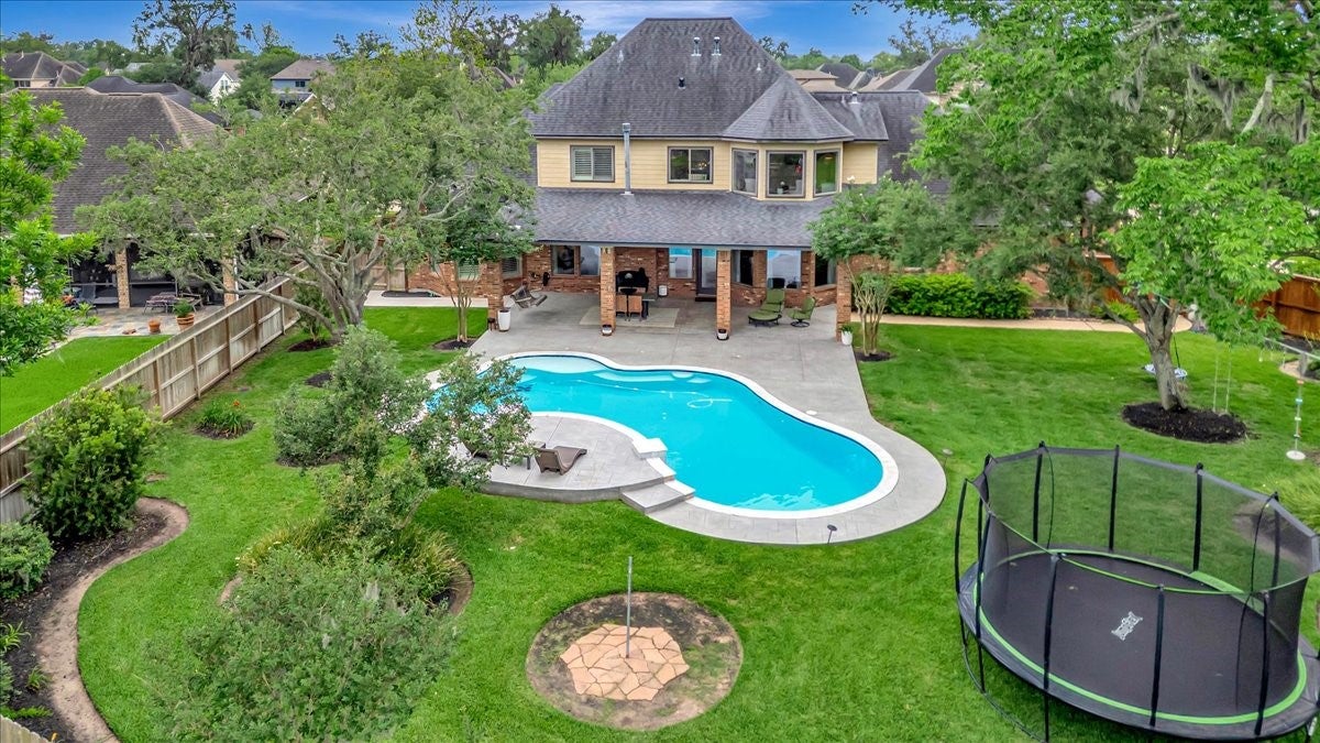 Deerwood Ct, Lake Jackson, TX 77566 #1