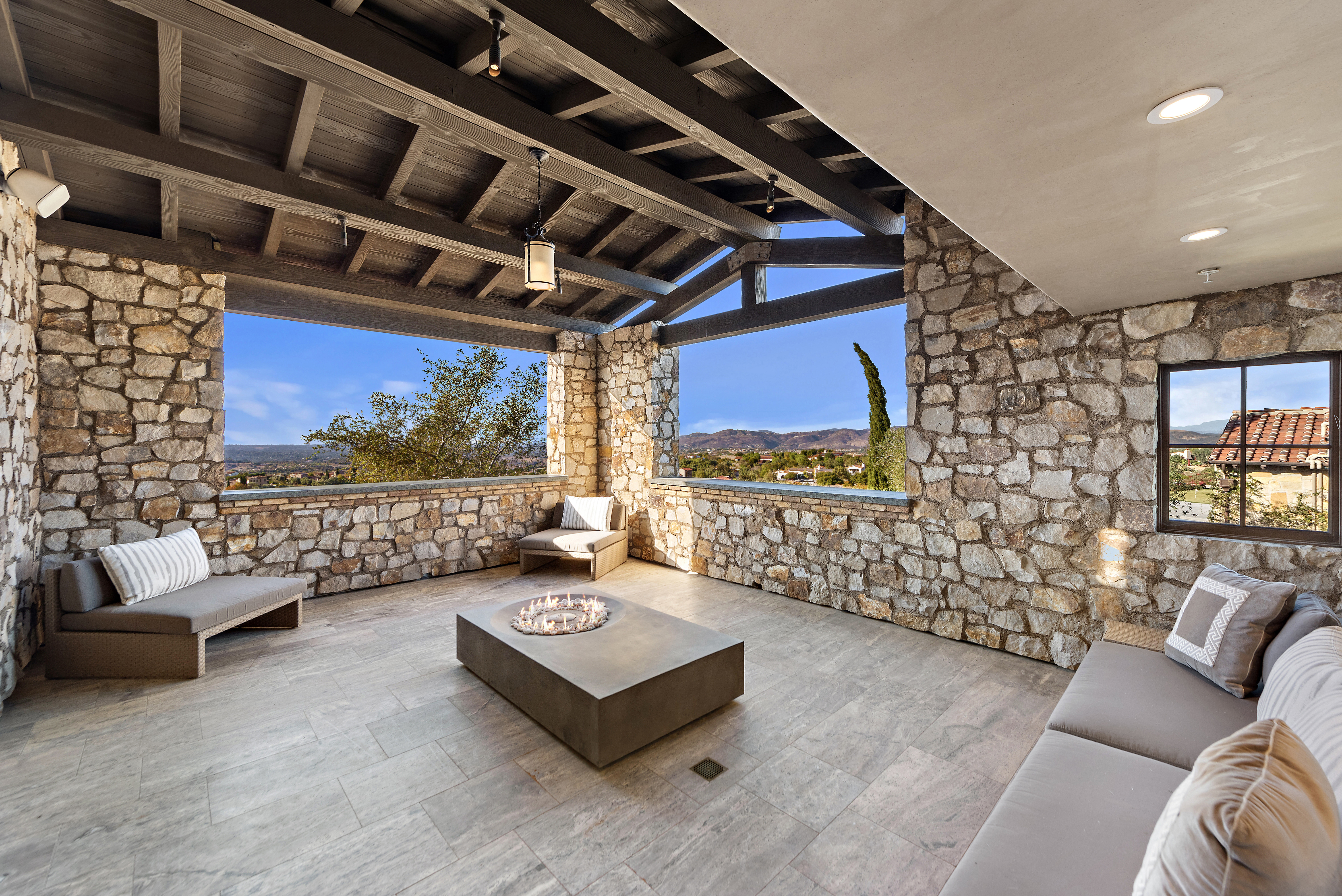 8114 Sendero de la Pradera, San Diego, CA 92127 - 物件實景