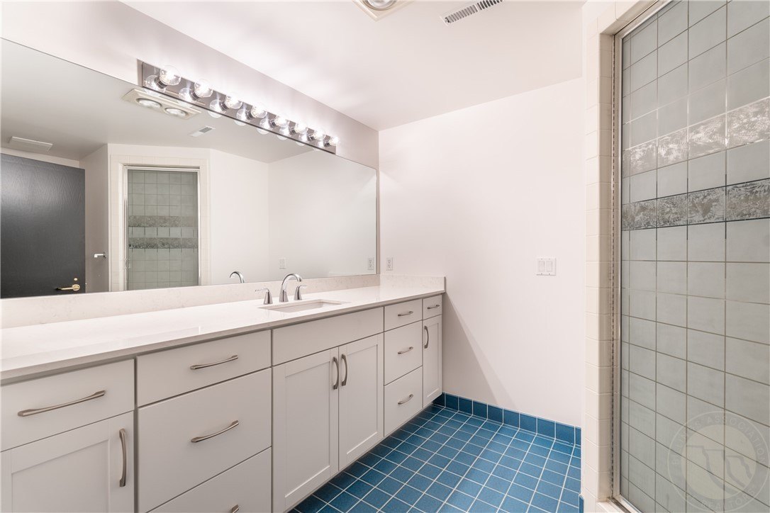 Billings, Montana, 59102, United States, 4 Bedrooms Bedrooms, ,4 BathroomsBathrooms,Residential,For Sale,1879294