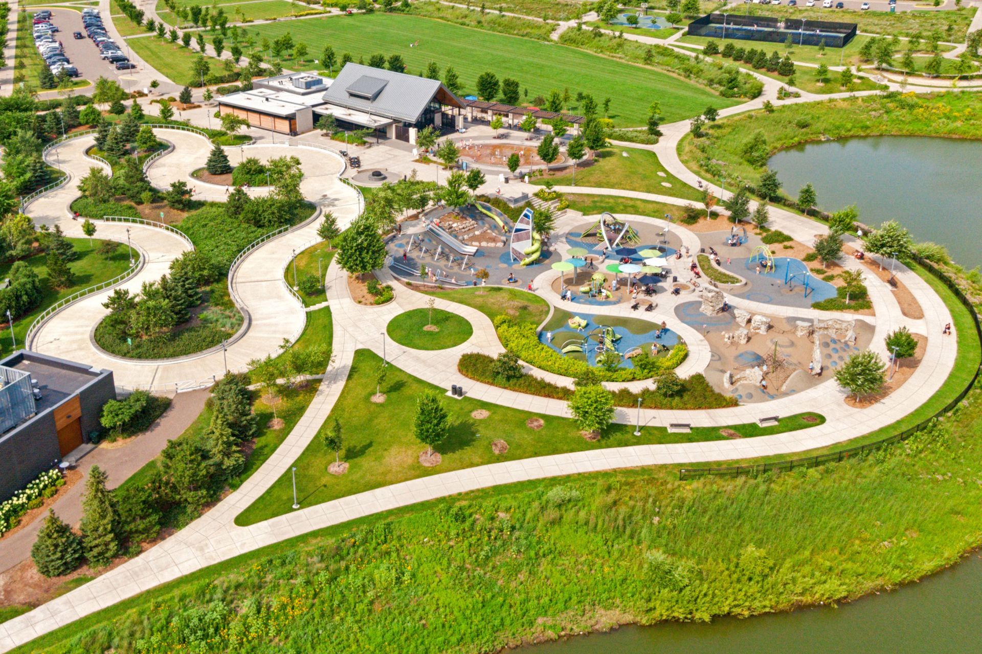  Refined Living in Prime Location - 物件實景