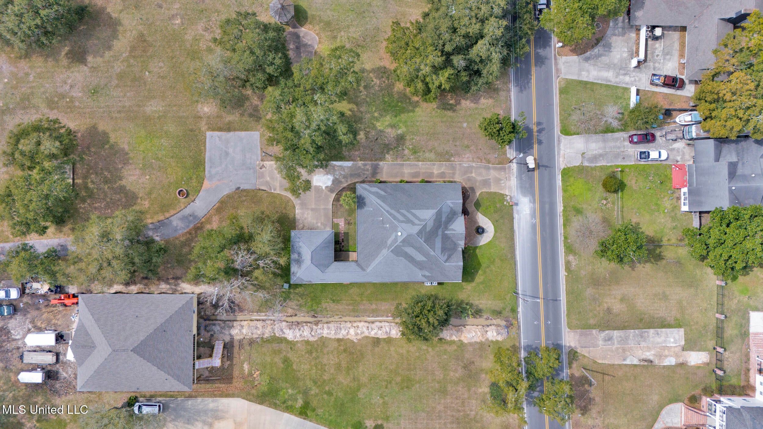 Pascagoula, Mississippi, 39567, United States, 4 Bedrooms Bedrooms, ,3 BathroomsBathrooms,Residential,For Sale,1732005