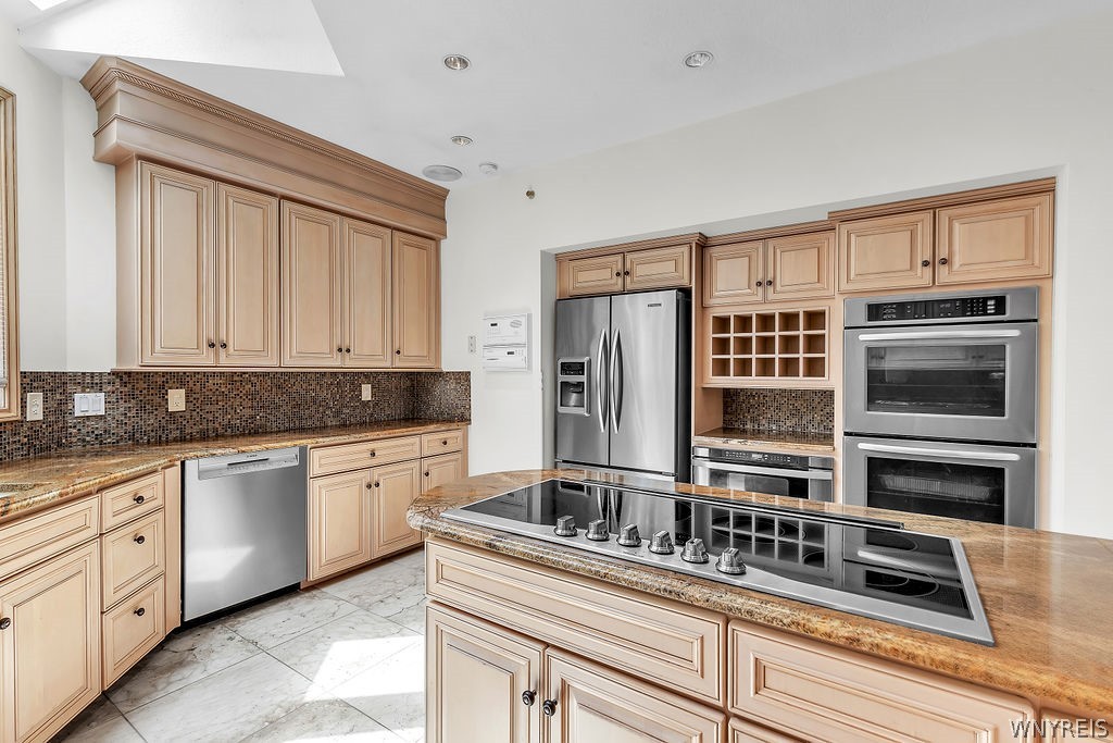 Grand Island, New York, 14072, United States, 4 Bedrooms Bedrooms, ,4 BathroomsBathrooms,Residential,For Sale,2048068