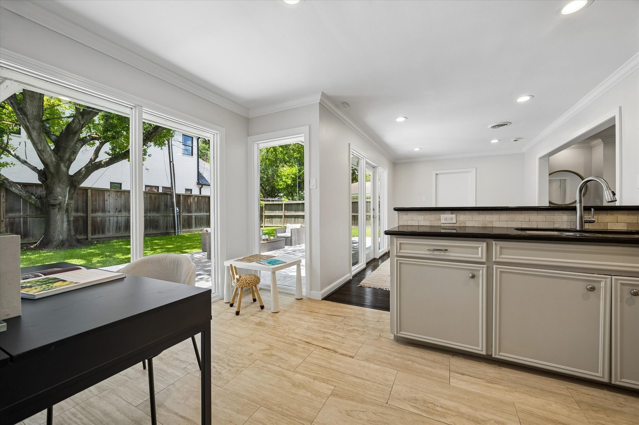  8510 Greenbush Street - 物件實景