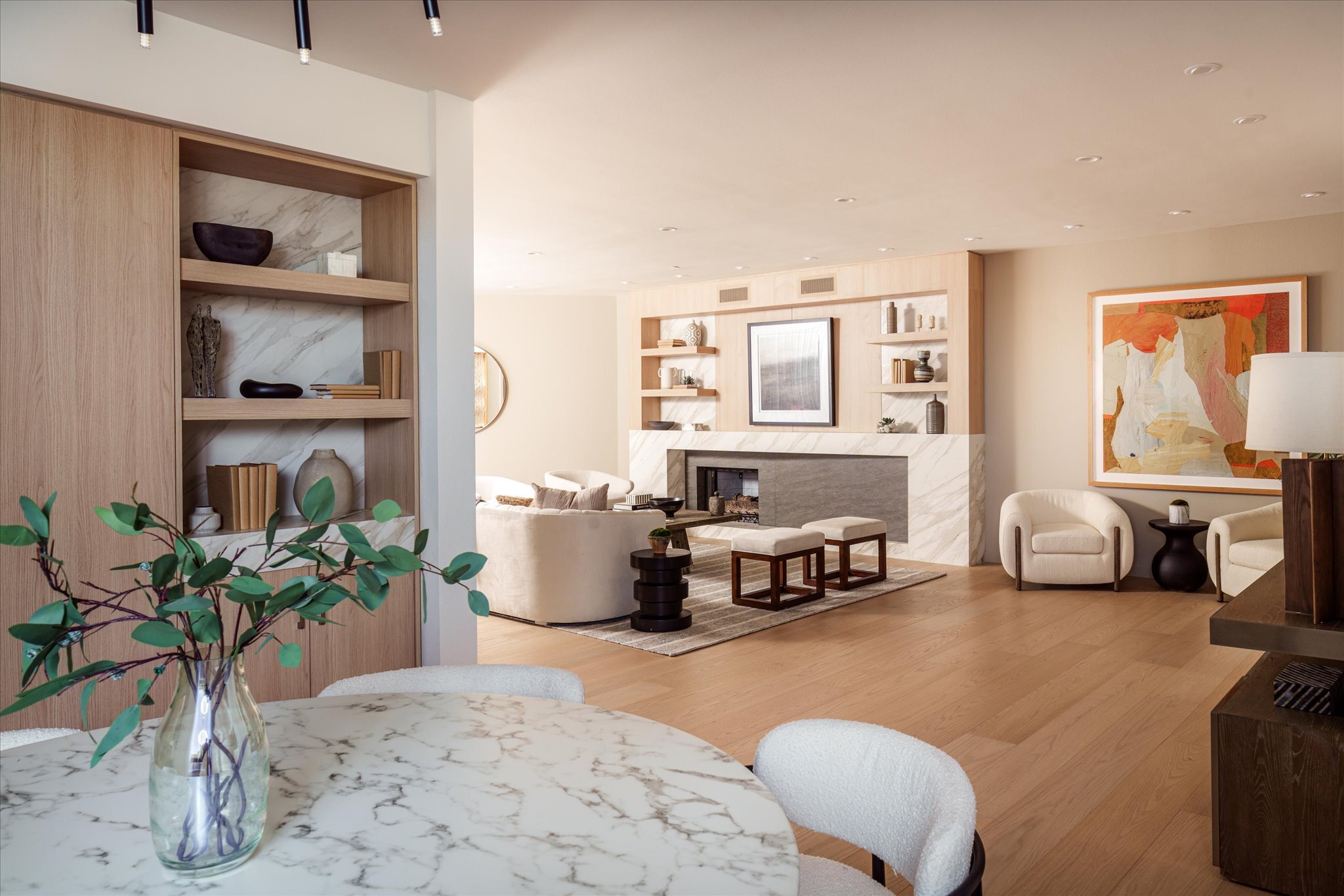  300 N Swall Dr - 物件實景