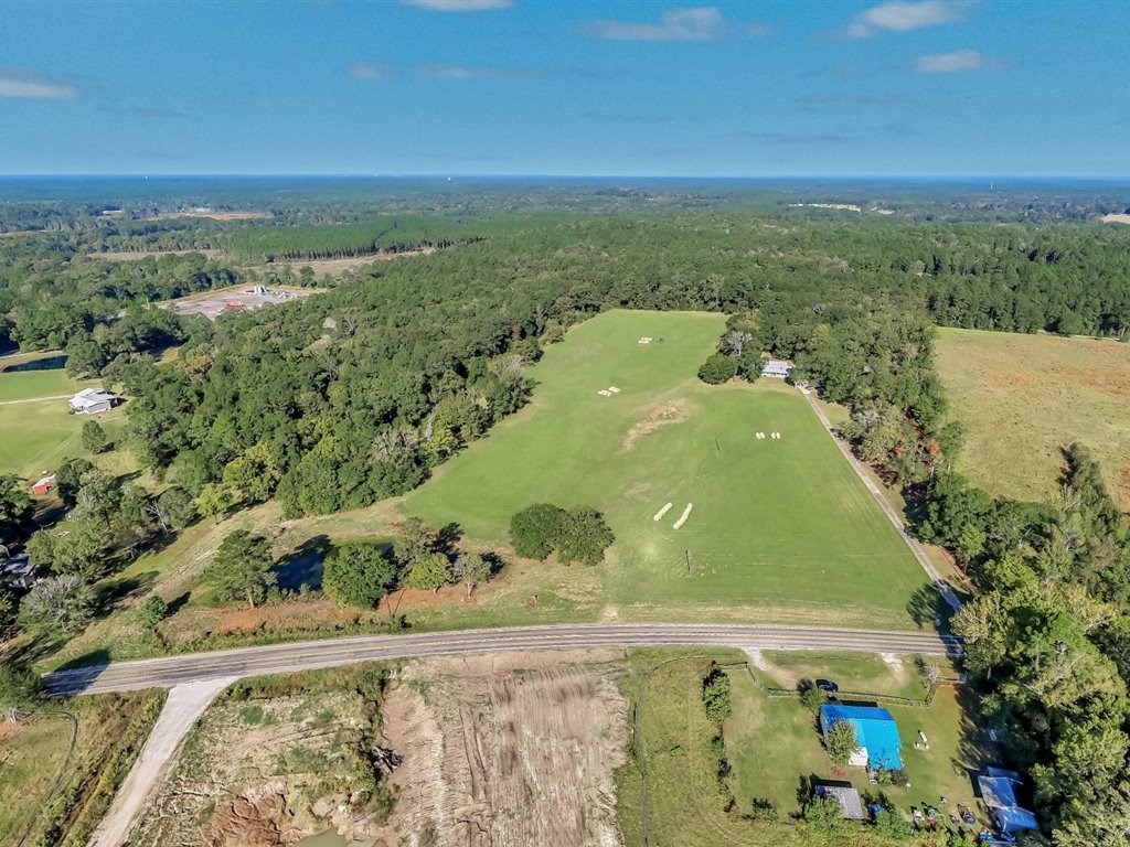 Huntington, Texas, 75949, United States, 4 Bedrooms Bedrooms, ,2 BathroomsBathrooms,Residential,For Sale,1975169