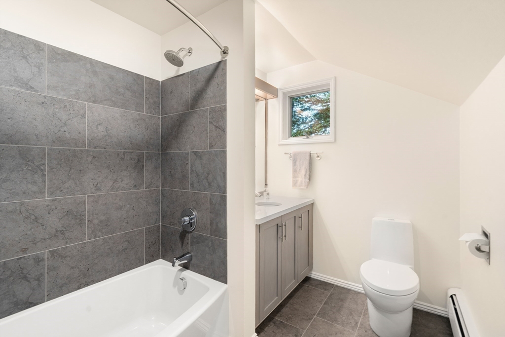 Brookline, Massachusetts, 02467, United States, 3 Bedrooms Bedrooms, ,3 BathroomsBathrooms,Residential,For Sale,1941652