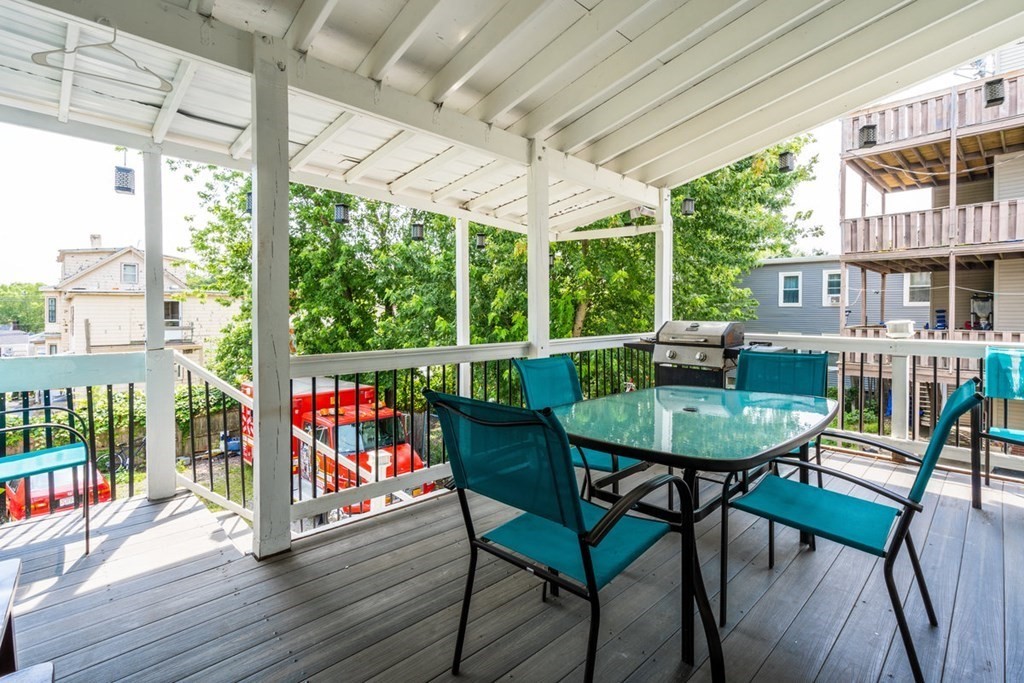 Revere, Massachusetts, 02151, United States, 5 Bedrooms Bedrooms, ,3 BathroomsBathrooms,Residential,For Sale,1937868