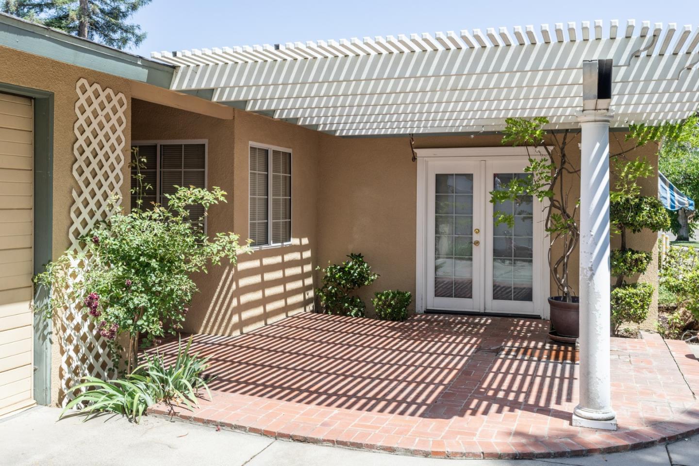 Clovis, California, 93611, United States, 4 Bedrooms Bedrooms, ,2 BathroomsBathrooms,Residential,For Sale,1907507