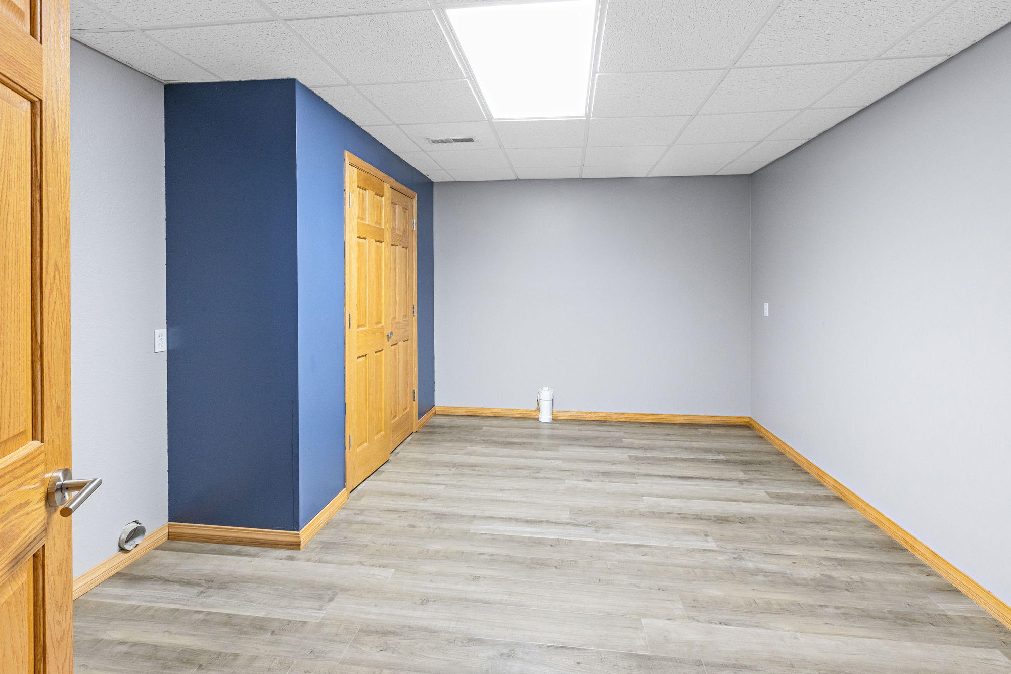 Effingham, Illinois, 62401, United States, 3 Bedrooms Bedrooms, ,3 BathroomsBathrooms,Residential,For Sale,1976361