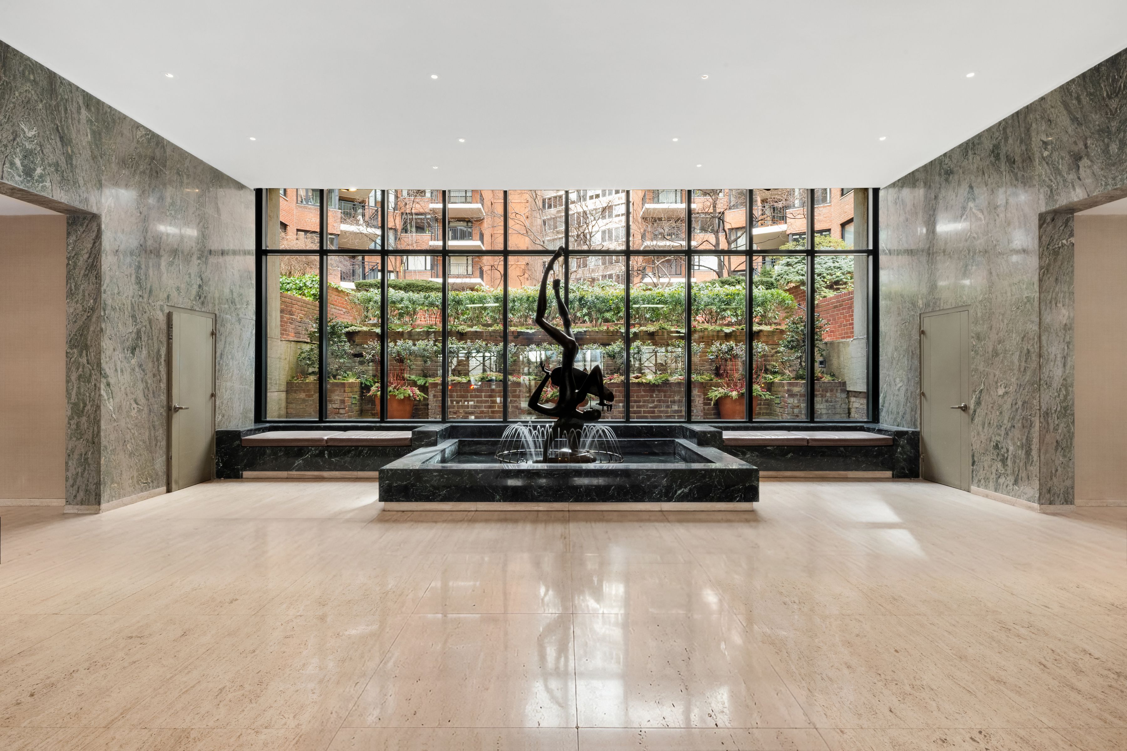  60 Sutton Place South - 物件實景