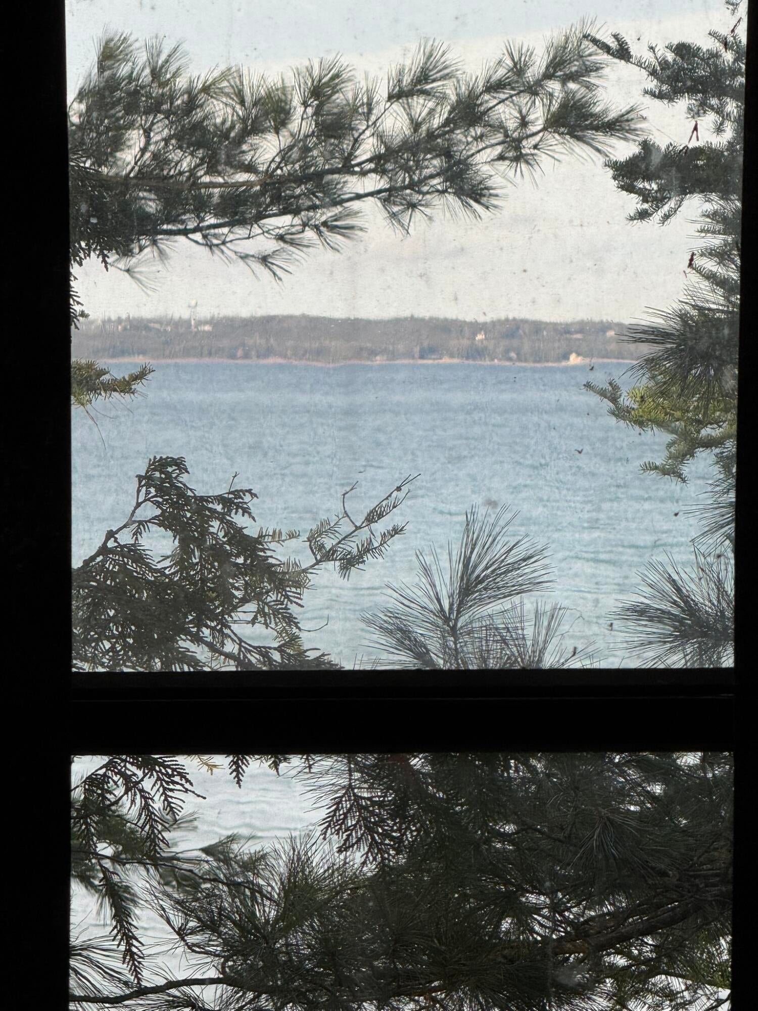 Mackinaw City, Michigan, 49701, United States, 3 Bedrooms Bedrooms, ,1 BathroomBathrooms,Residential,For Sale,1996102