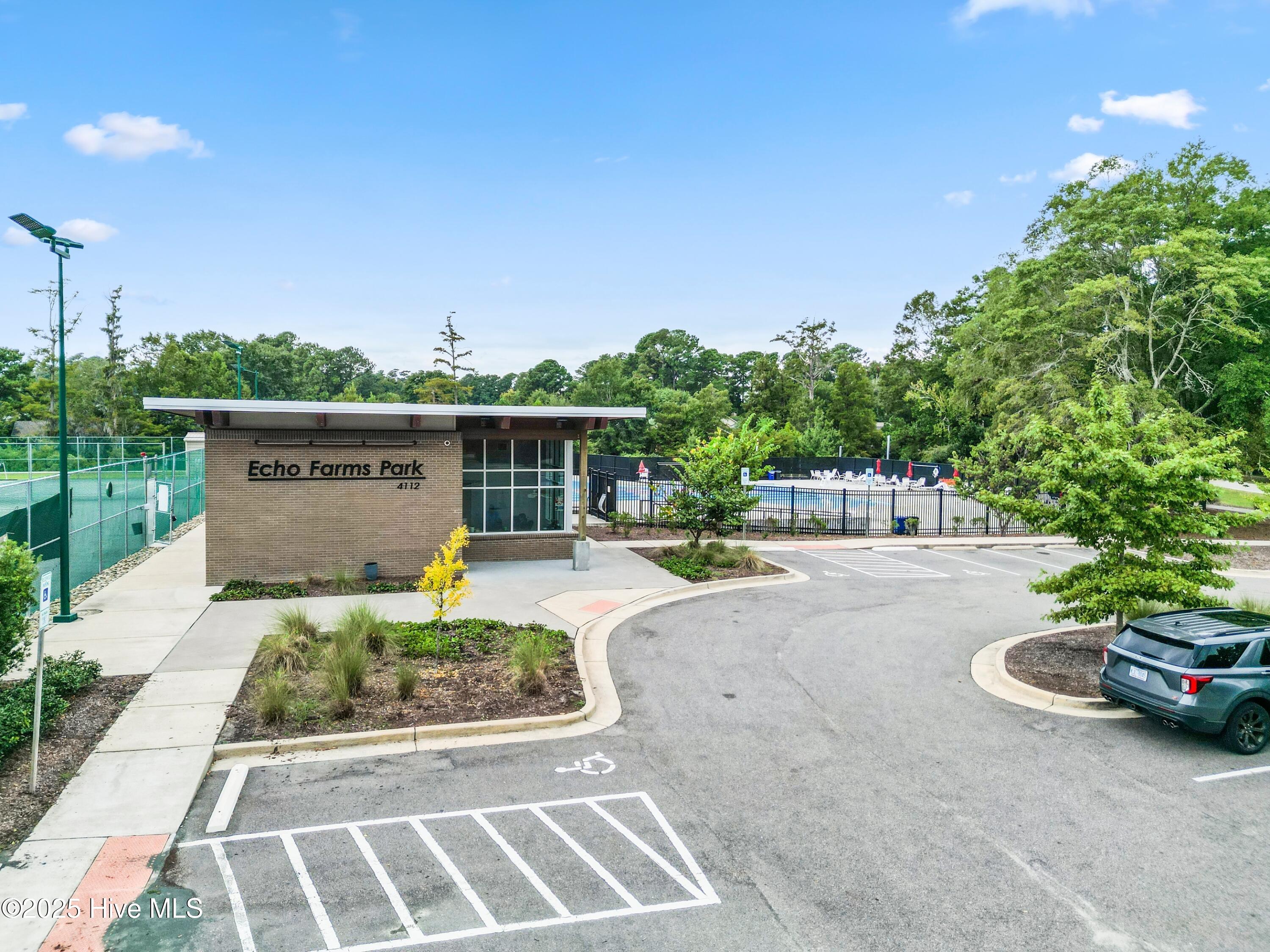 Wilmington, North Carolina, 28412, United States, 4 Bedrooms Bedrooms, ,3 BathroomsBathrooms,Residential,For Sale,1970175