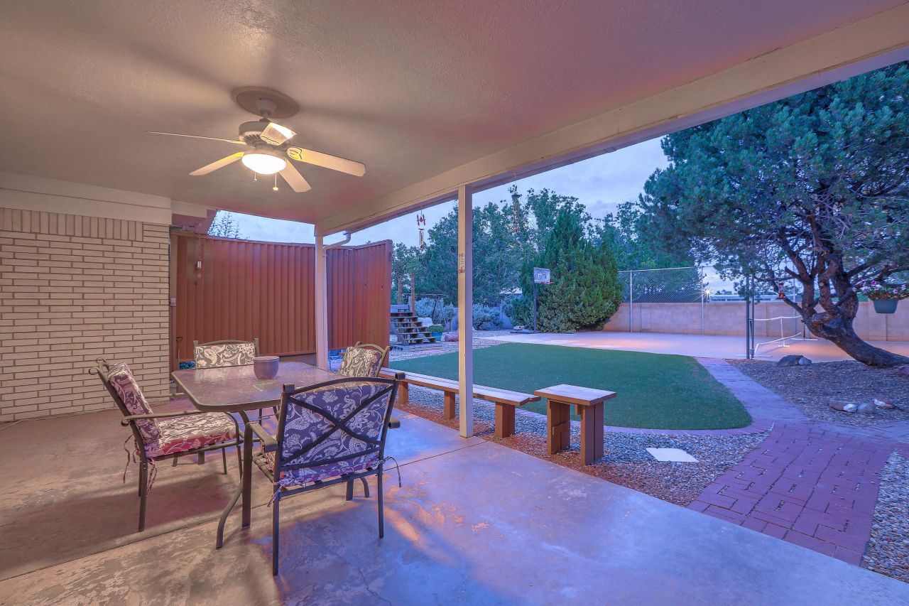 Albuquerque, New Mexico, 87109, United States, 4 Bedrooms Bedrooms, ,3 BathroomsBathrooms,Residential,For Sale,1940496