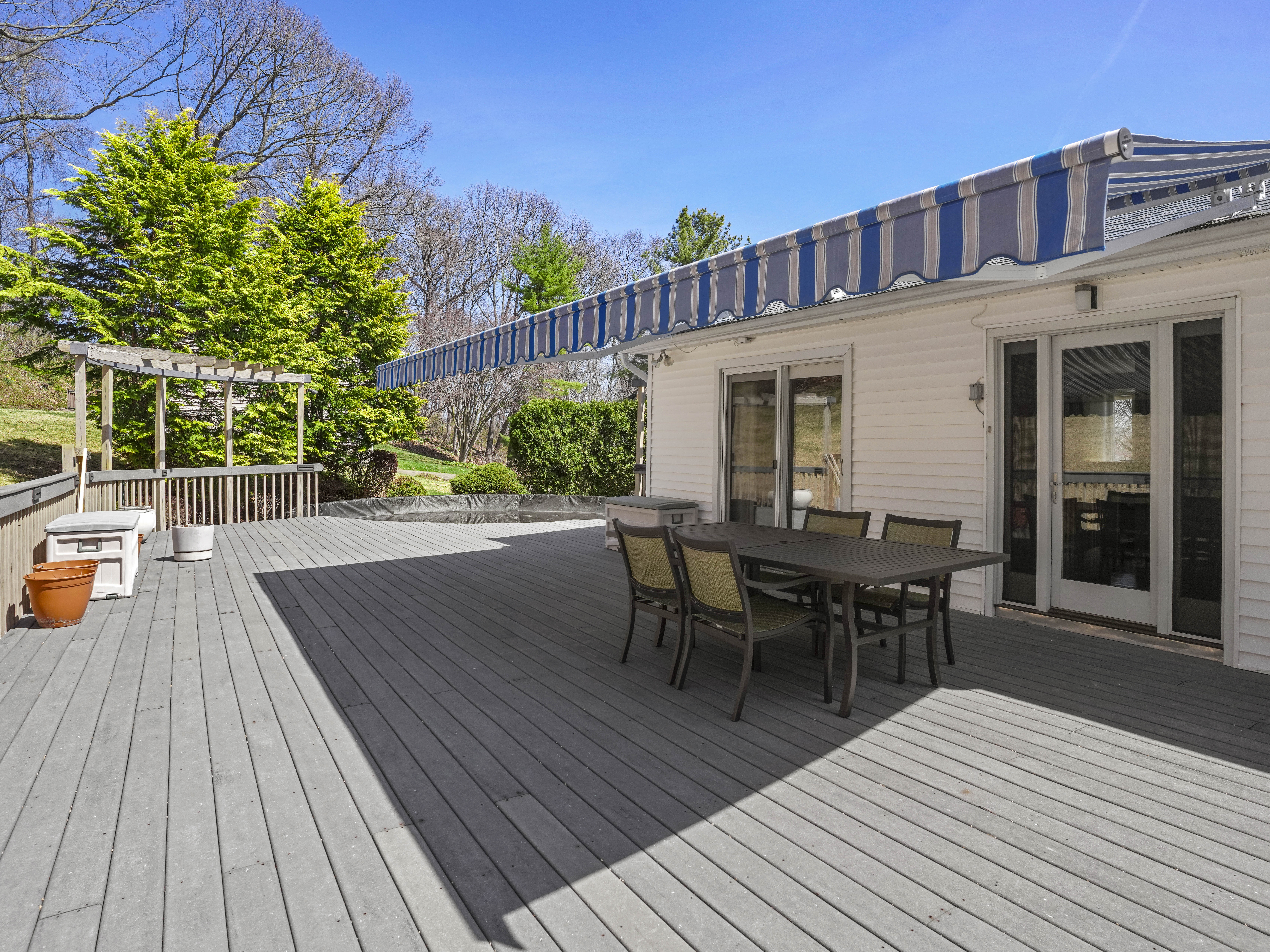  Peaceful Raised Ranch on Cul-de-sac - 物件實景