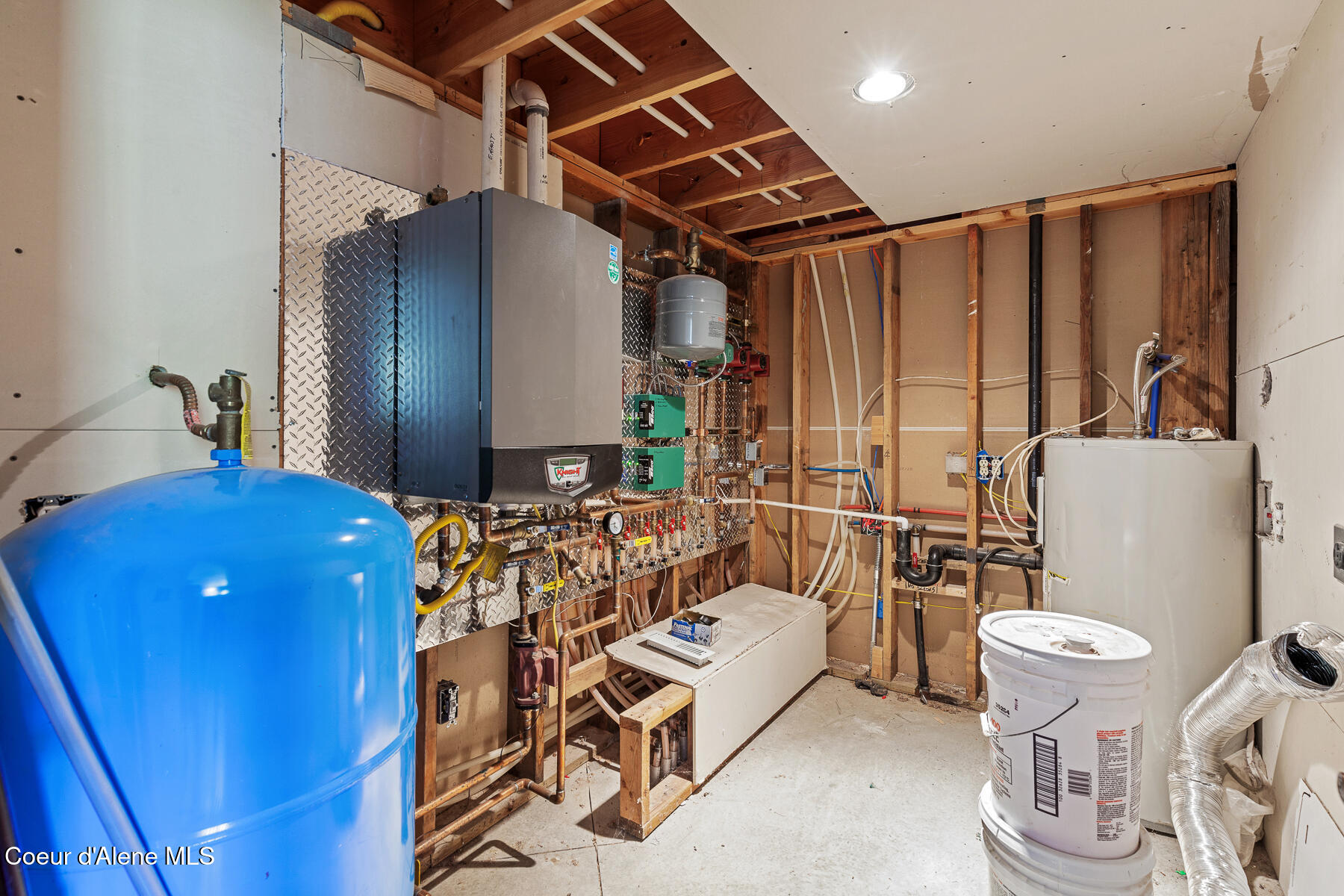 Rathdrum, Idaho, 83858, United States, 2 Bedrooms Bedrooms, ,1 BathroomBathrooms,Residential,For Sale,1981351