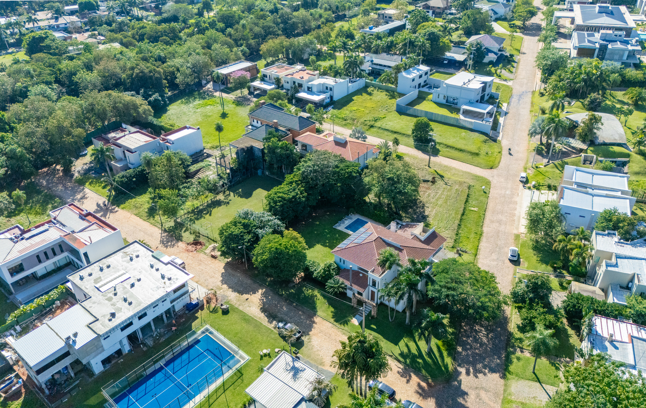  Two Combined Lots in Montesol – Space to Build Without Limits - 物件實景