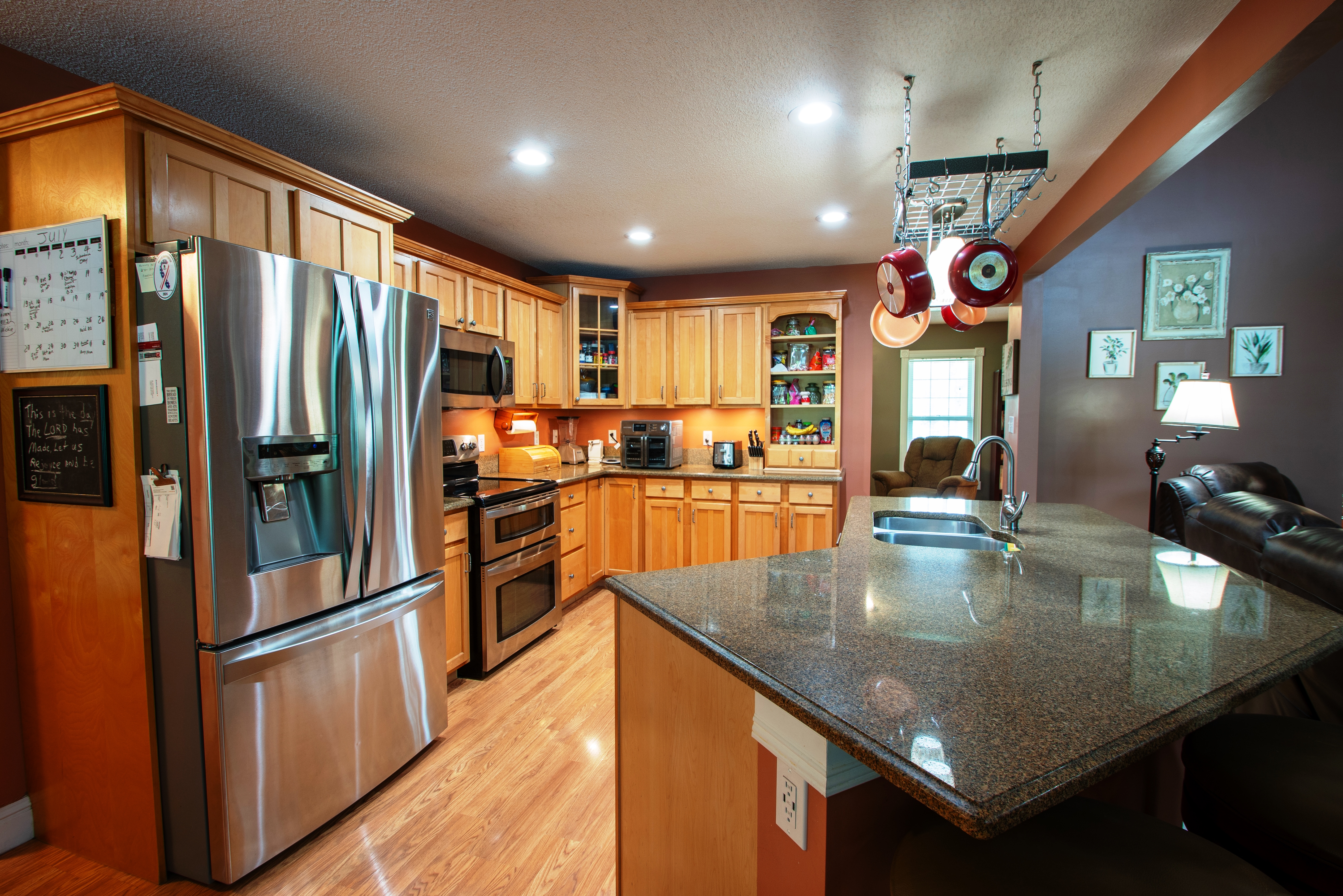 Paducah, Kentucky, 42003, United States, 4 Bedrooms Bedrooms, ,2 BathroomsBathrooms,Residential,For Sale,1974262