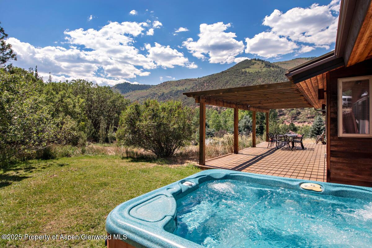 Carbondale, Colorado, 81623, United States, 3 Bedrooms Bedrooms, ,2 BathroomsBathrooms,Residential,For Sale,1927445