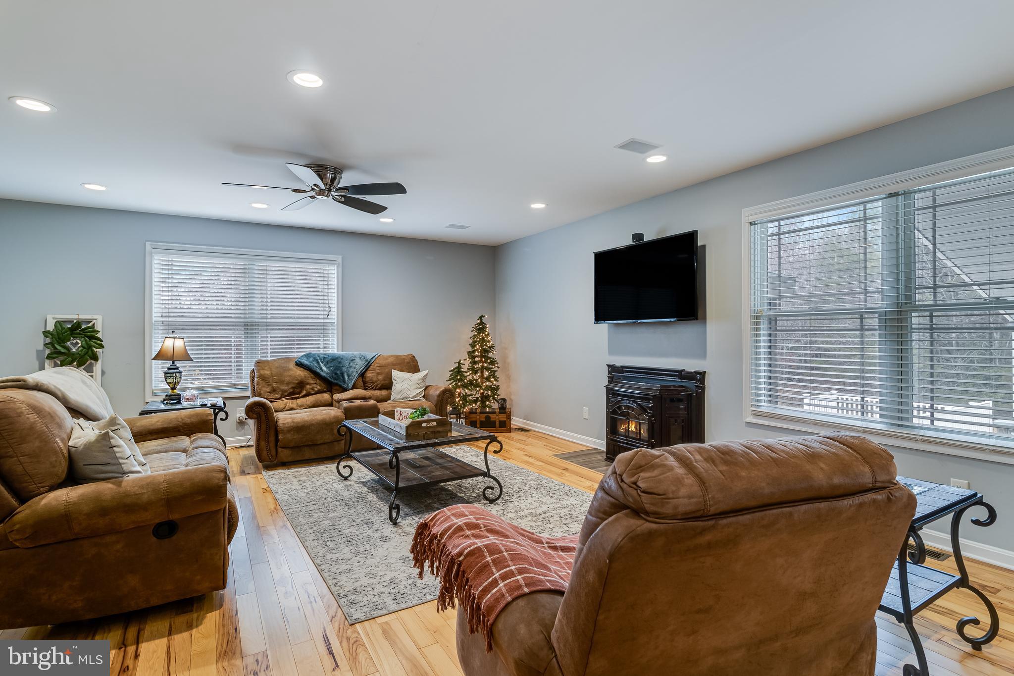 Hughesville, Maryland, 20637, United States, 3 Bedrooms Bedrooms, ,3 BathroomsBathrooms,Residential,For Sale,2001551