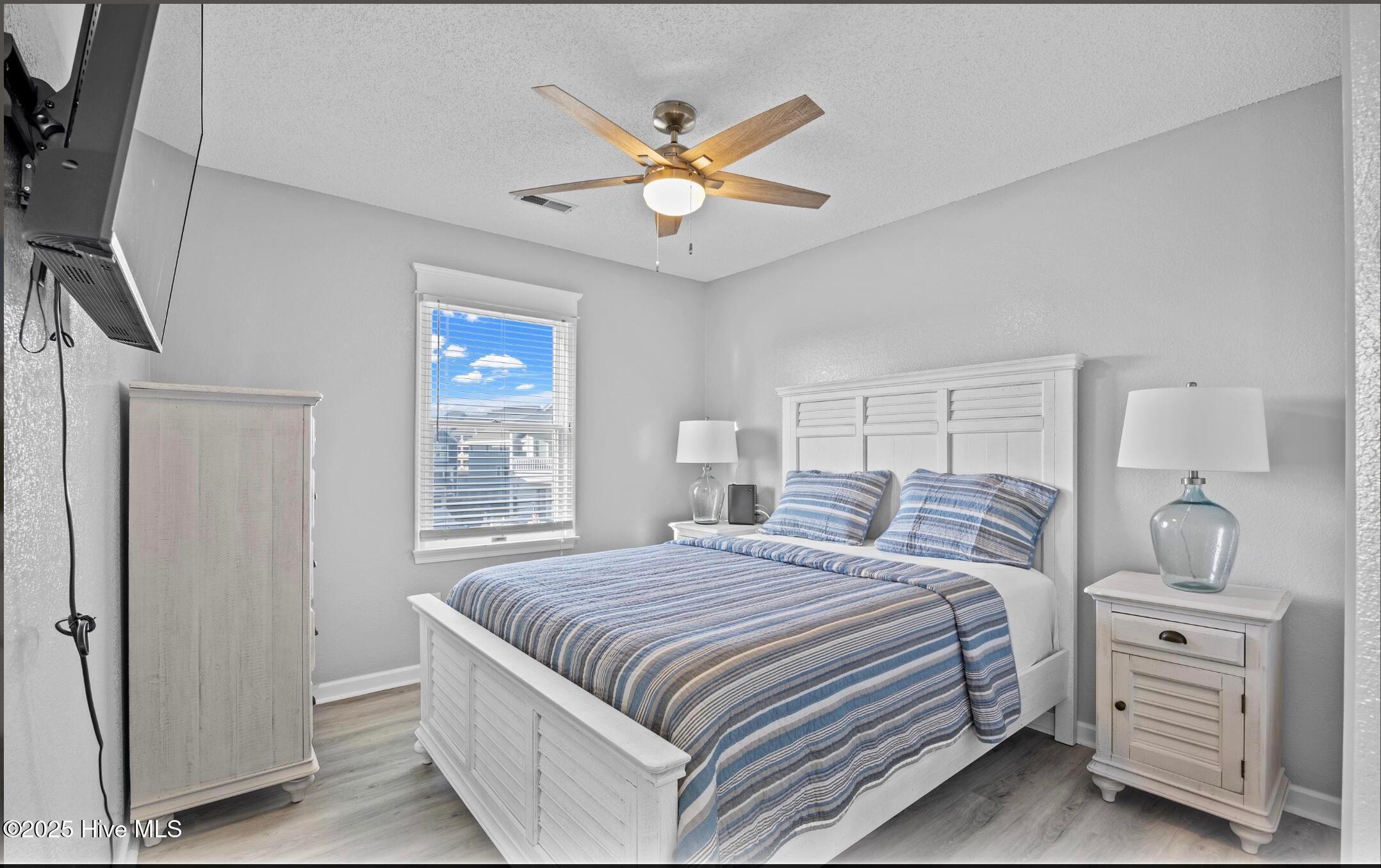 Manteo, North Carolina, 27954, United States, 3 Bedrooms Bedrooms, ,3 BathroomsBathrooms,Residential,For Sale,1900886