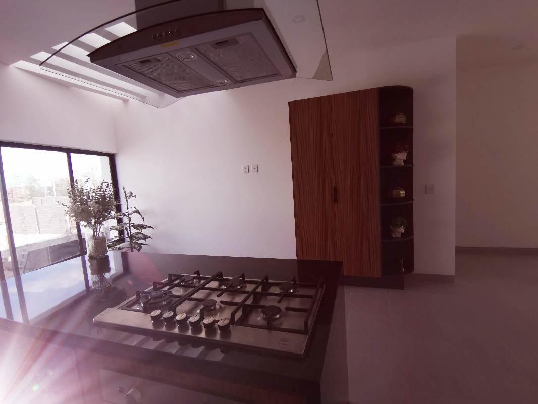 Valle Esmeralda, El Marqués, Querétaro, 76269, Mexico, 3 Bedrooms Bedrooms, ,4 BathroomsBathrooms,Residential,For Sale,Valle Esmeralda,1625749