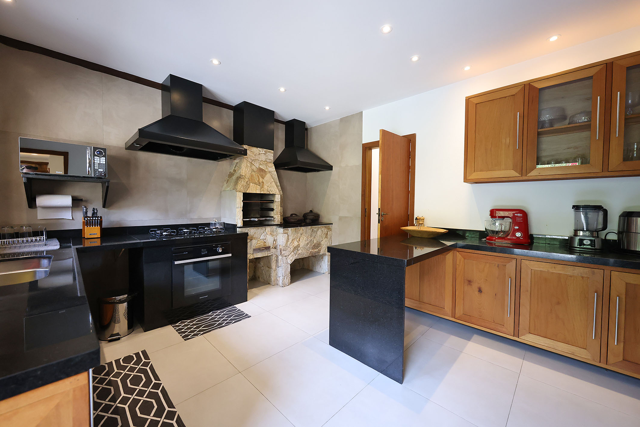  Private countryside retreat with extensive leisure amenities in Itaipava - 物件實景