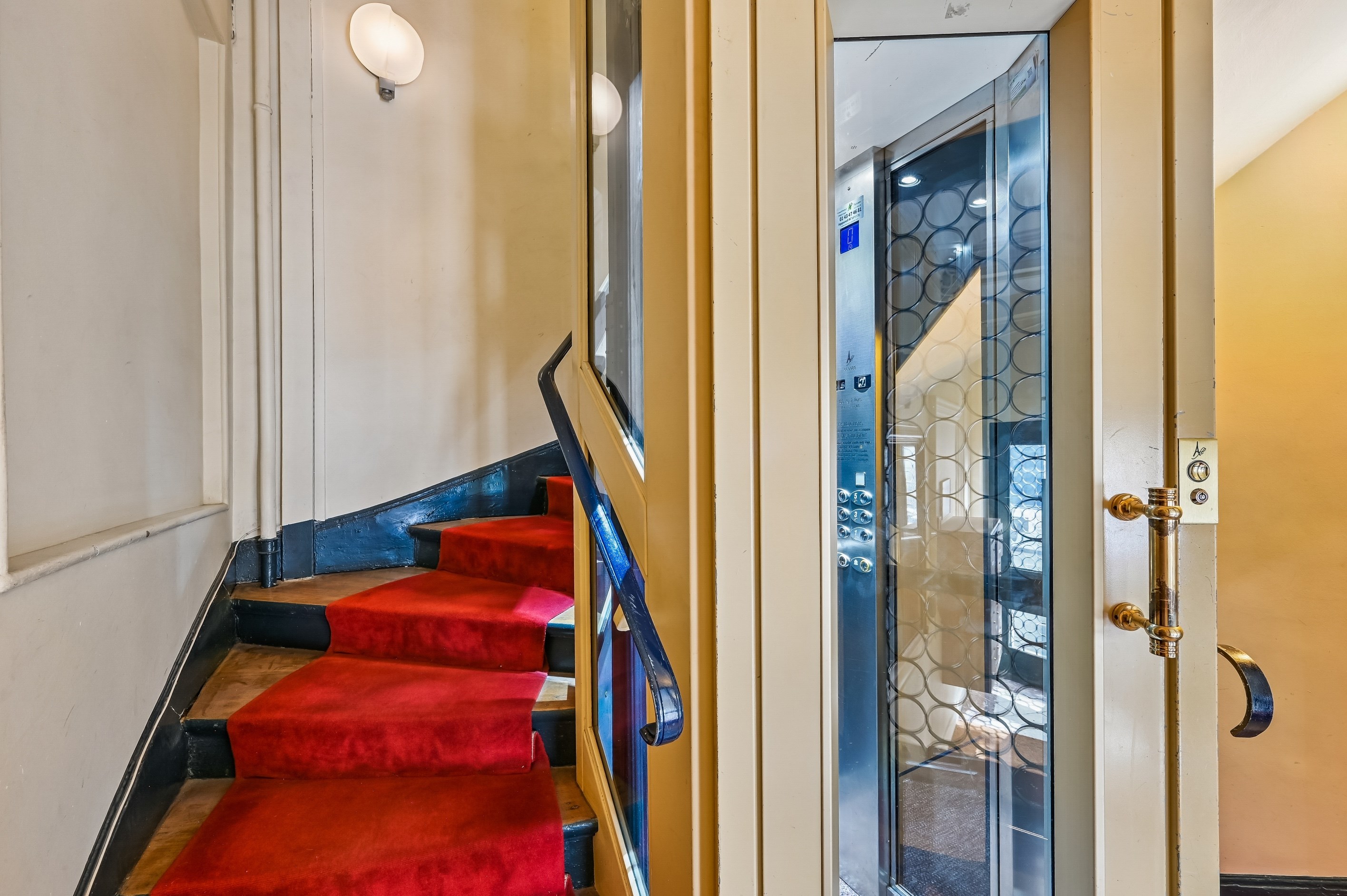  Apartment for sale-high floor-balcony-Place de l