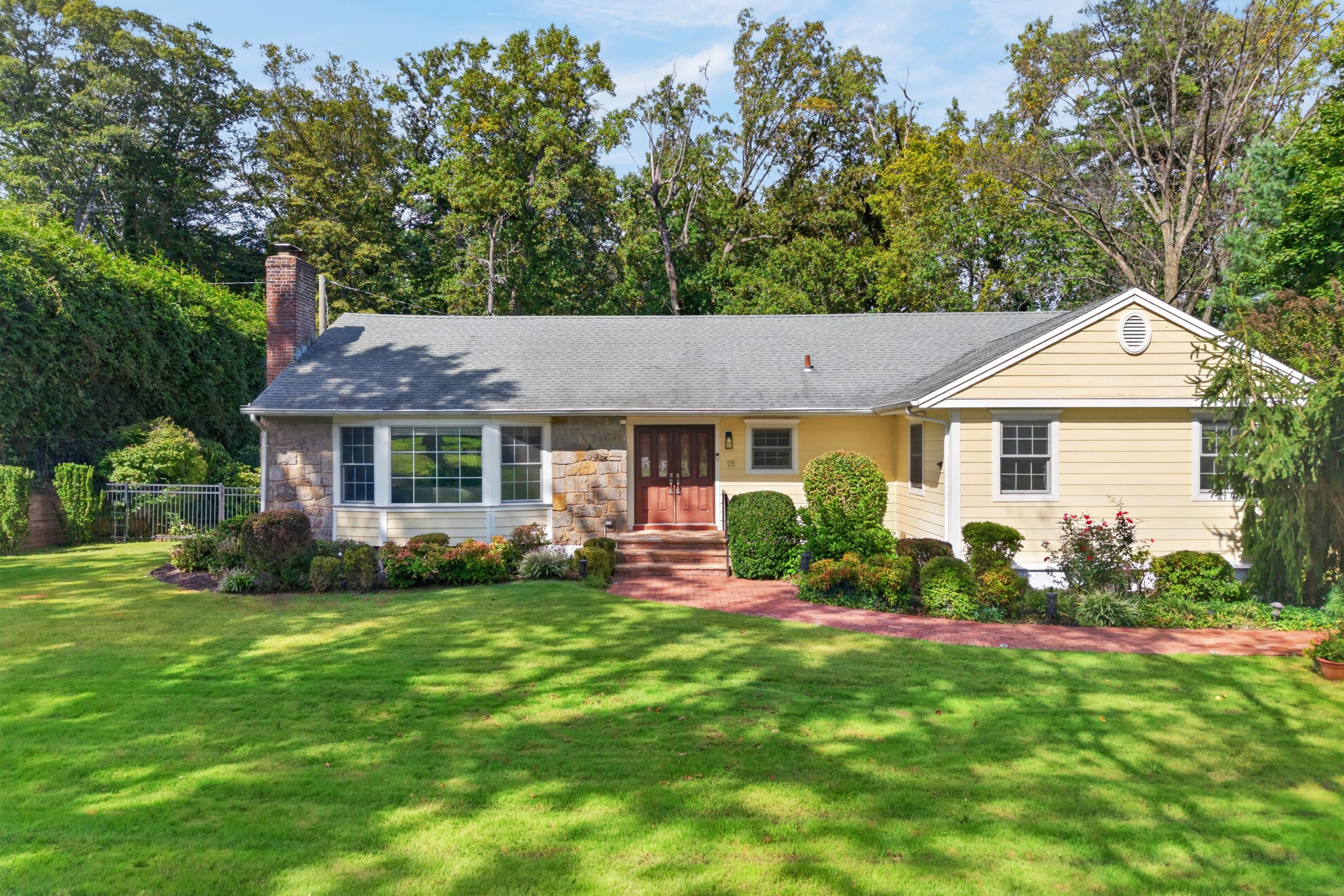  75 Plymouth Road, Manhasset, NY 11030 - 物件實景