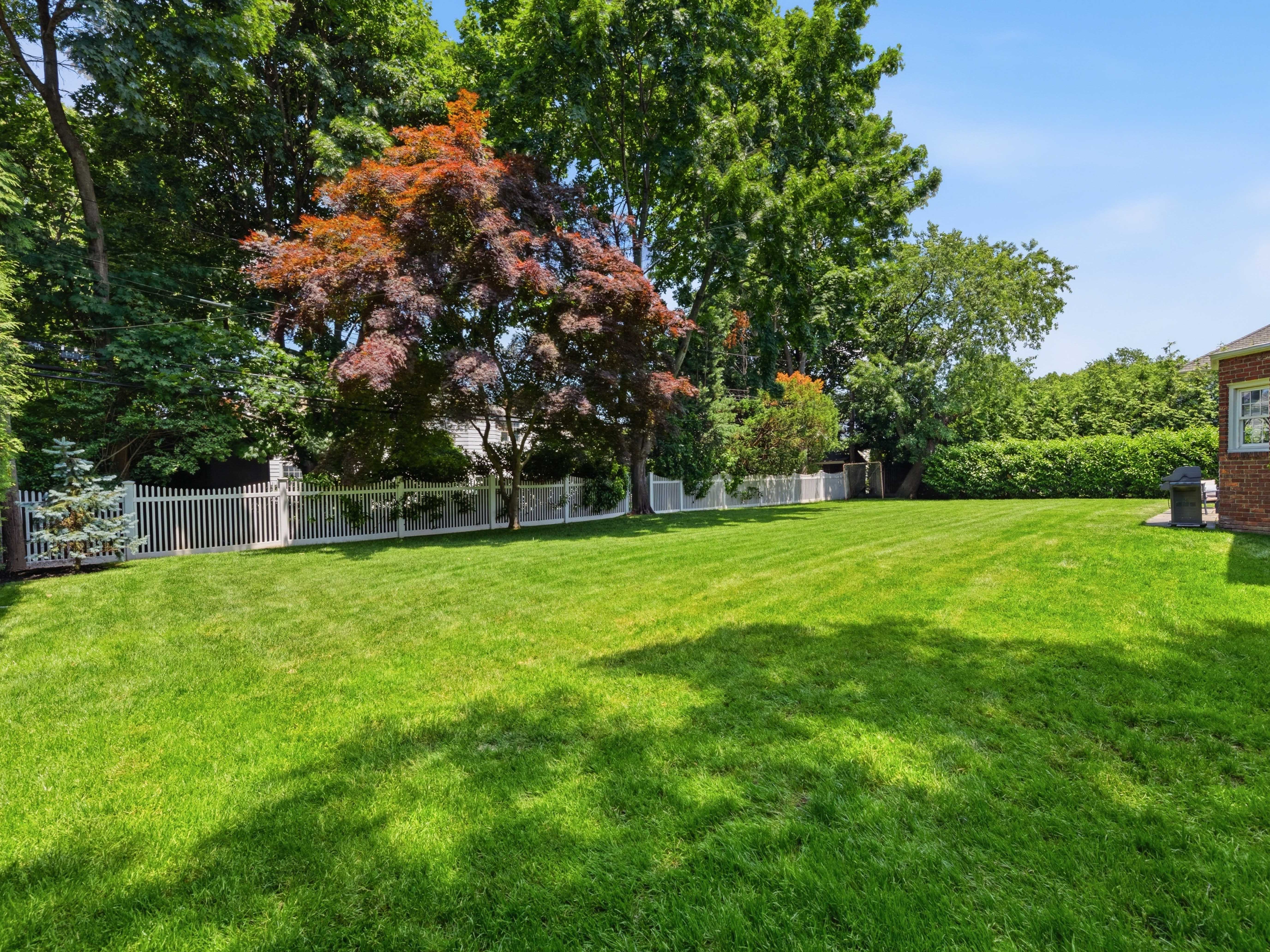  107 Dogwood Lane, Manhasset, NY, 11030 - 物件實景