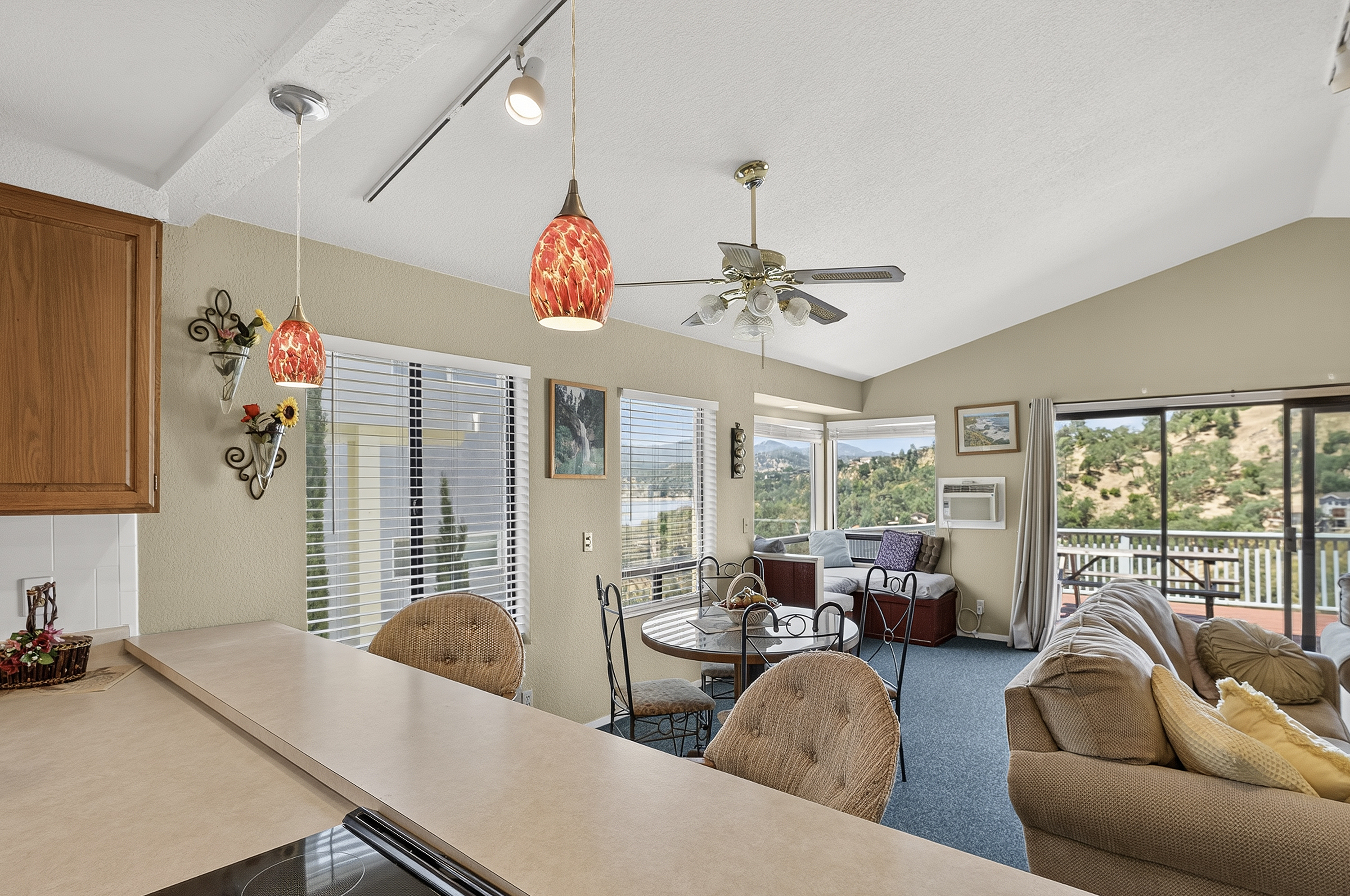  2537 Shoreline Road, Bradley - 物件實景