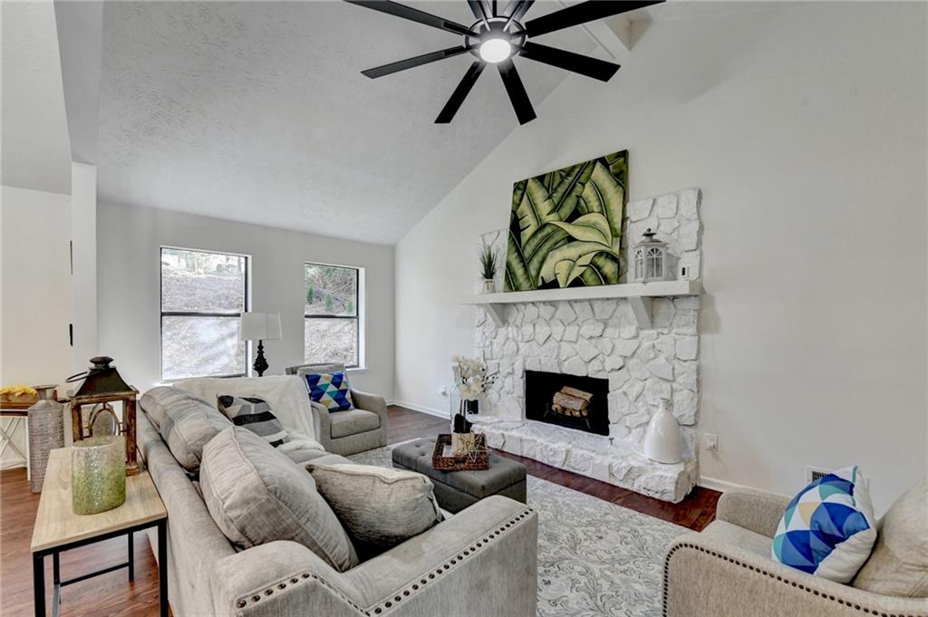 Roswell, Georgia, 30076, United States, 6 Bedrooms Bedrooms, ,3 BathroomsBathrooms,Residential,For Sale,2006214