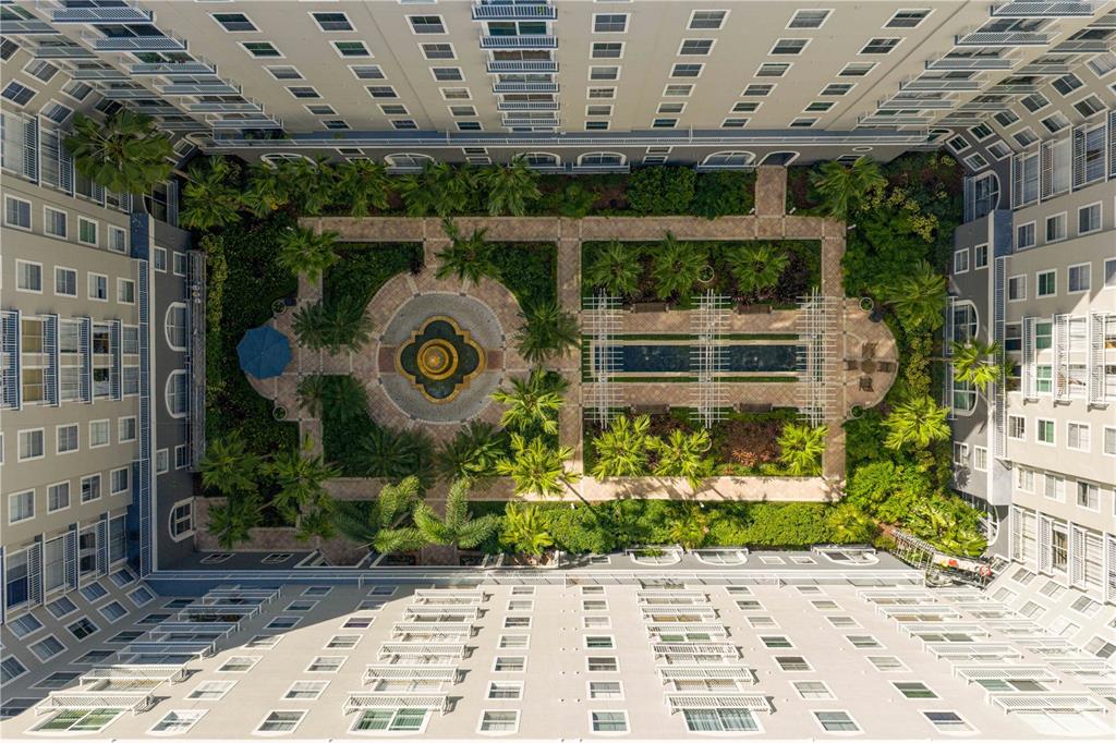 Tampa, Florida, 33602, United States, 2 Bedrooms Bedrooms, ,2 BathroomsBathrooms,Residential,For Sale,2002253