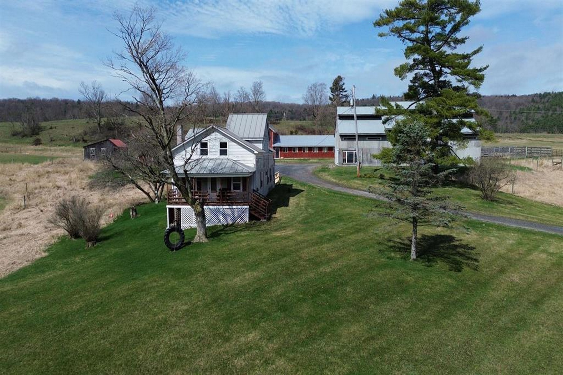  557 Pleasant Valley Road - 物件實景