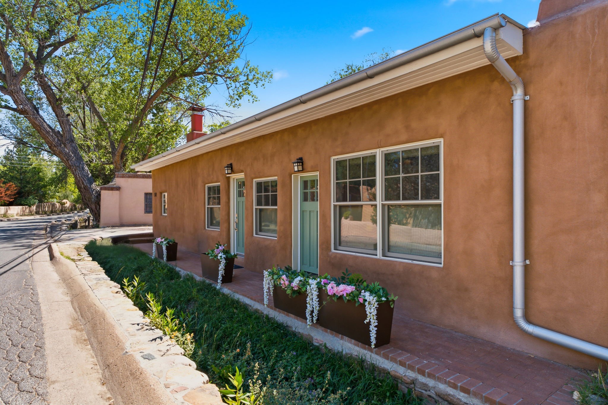  512 A/B Acequia Madre - 物件實景