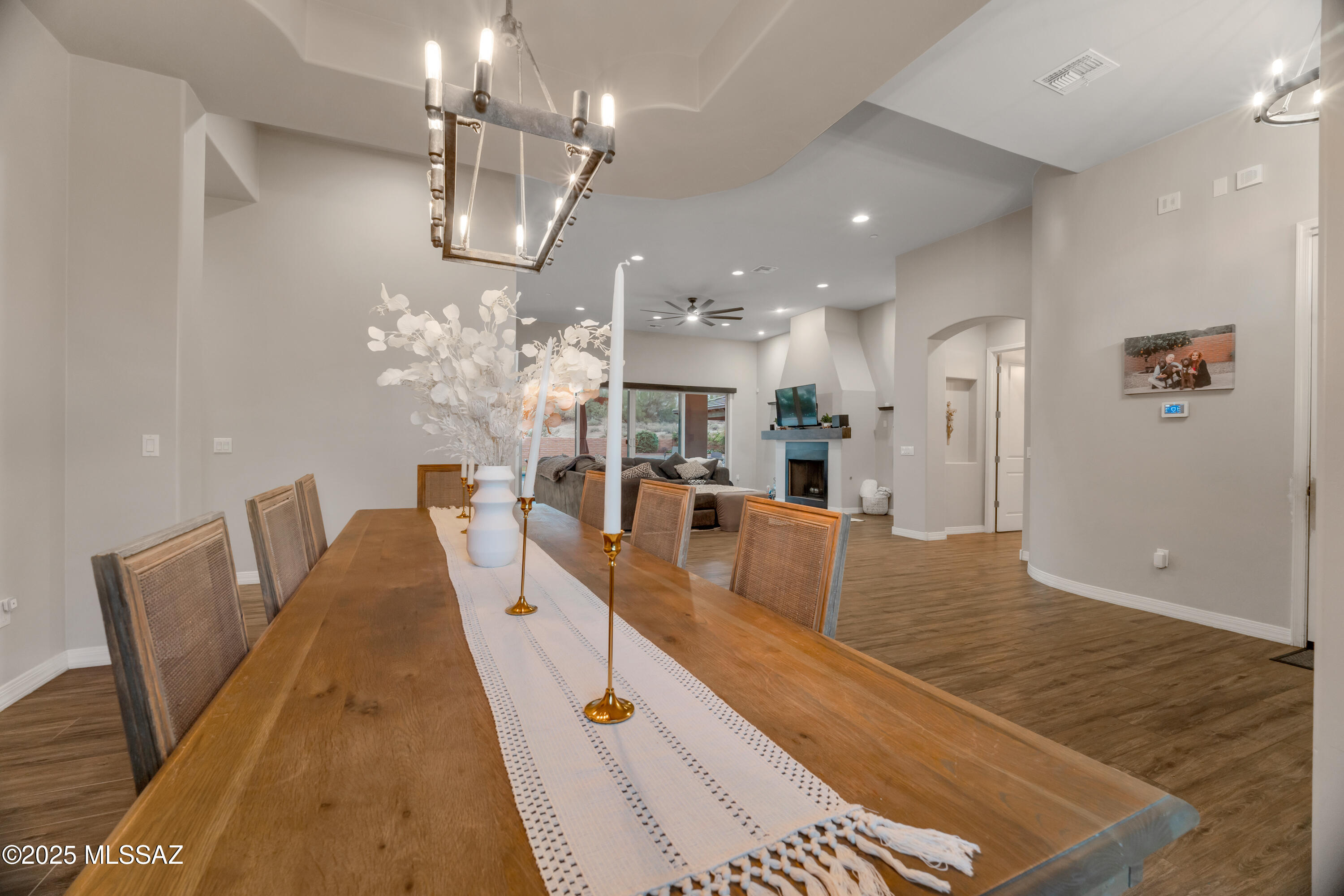 Tucson, Arizona, 85742, United States, 4 Bedrooms Bedrooms, ,4 BathroomsBathrooms,Residential,For Sale,2003188